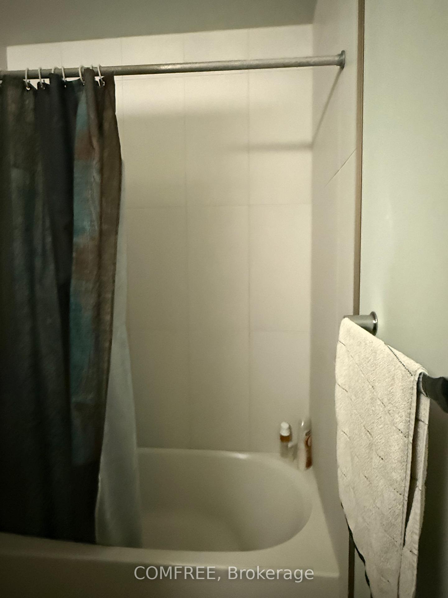 Photo 12 of Unit 2, 318 Spruce Street, Waterloo, Downtown Waterloo — HOMEH