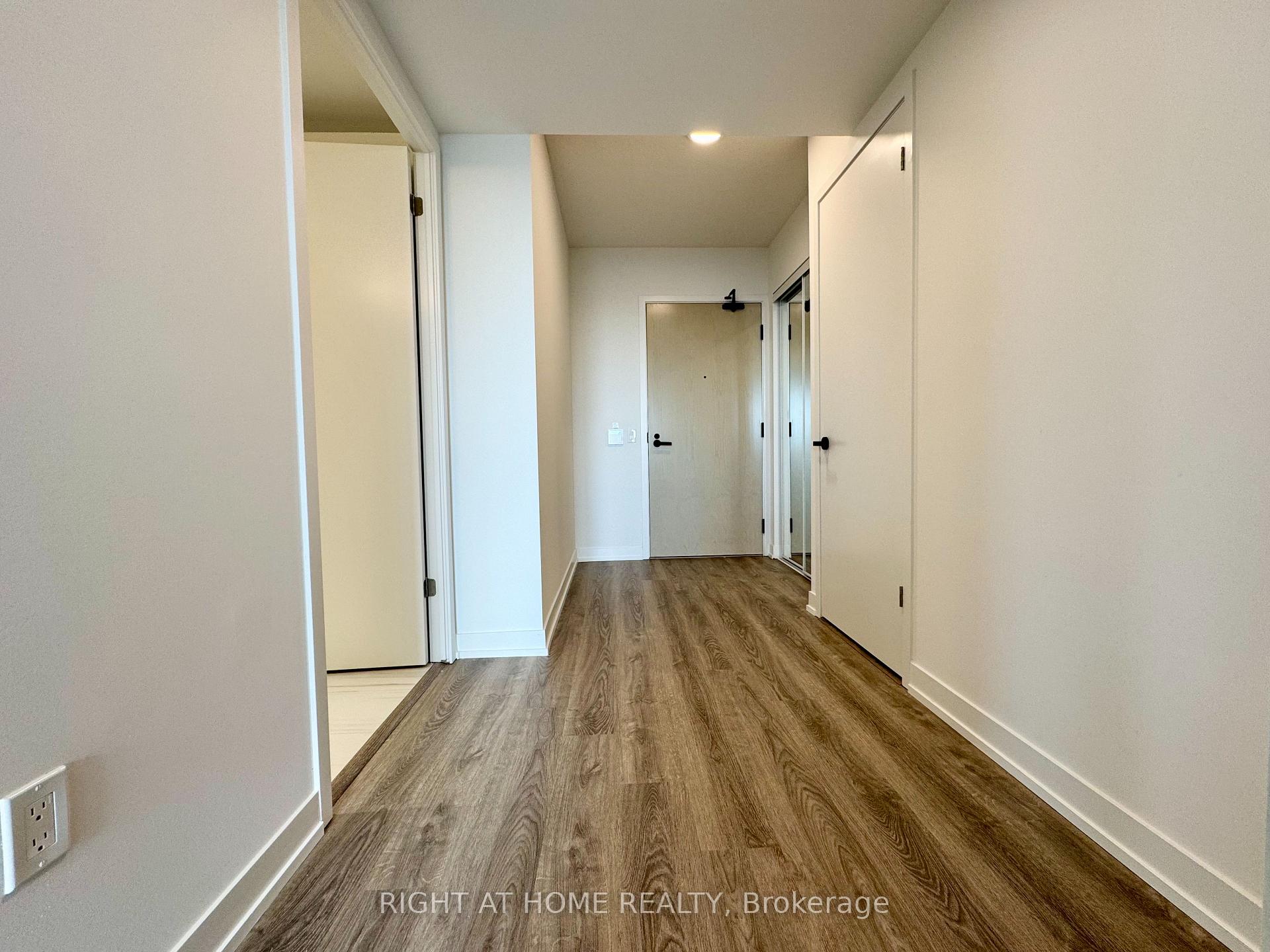 Photo 17 of Unit 3311, 195 Commerce Street, Vaughan, Vaughan Corporate Centre — HOMEH