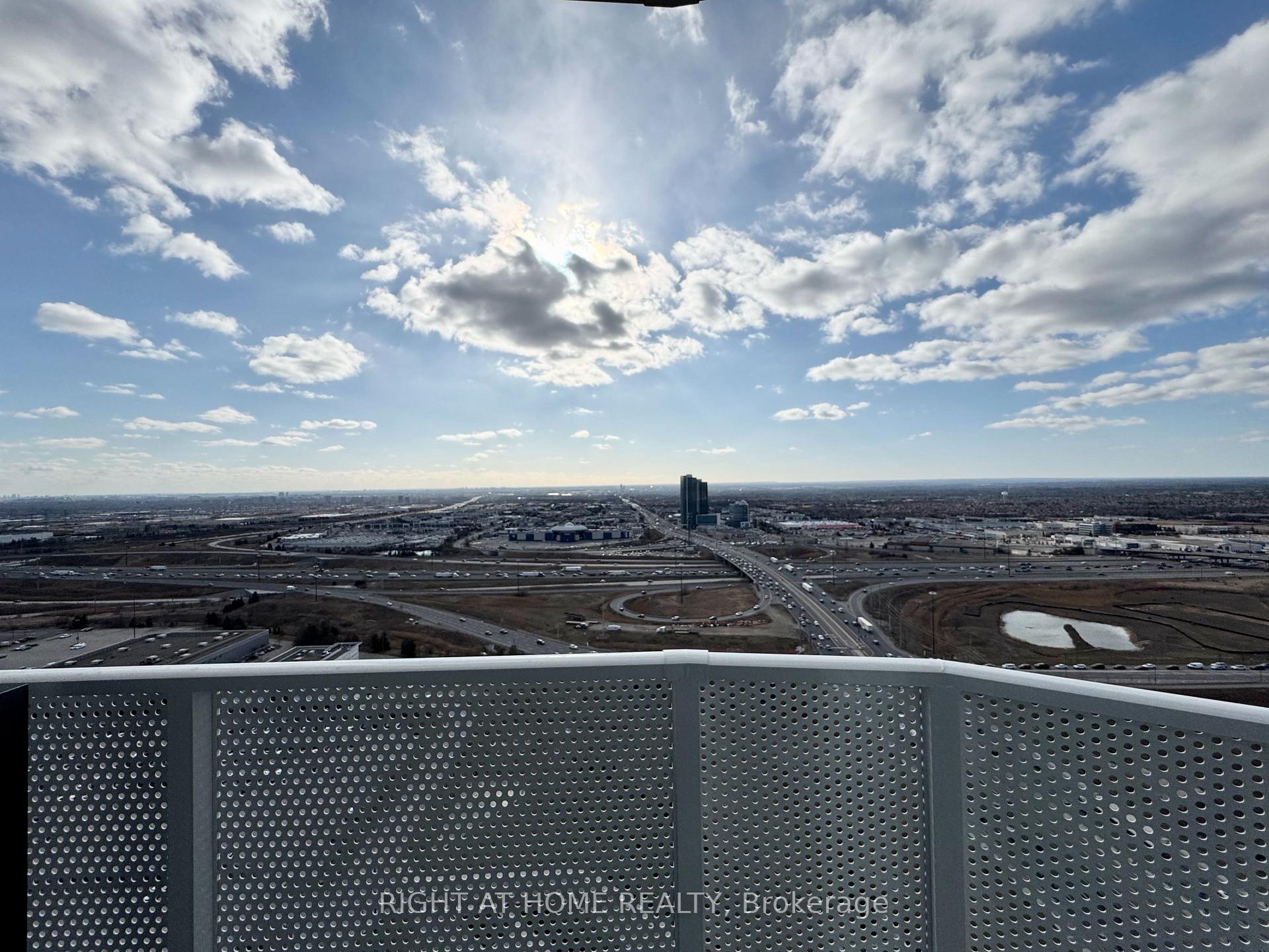 Photo 26 of Unit 3311, 195 Commerce Street, Vaughan, Vaughan Corporate Centre — HOMEH