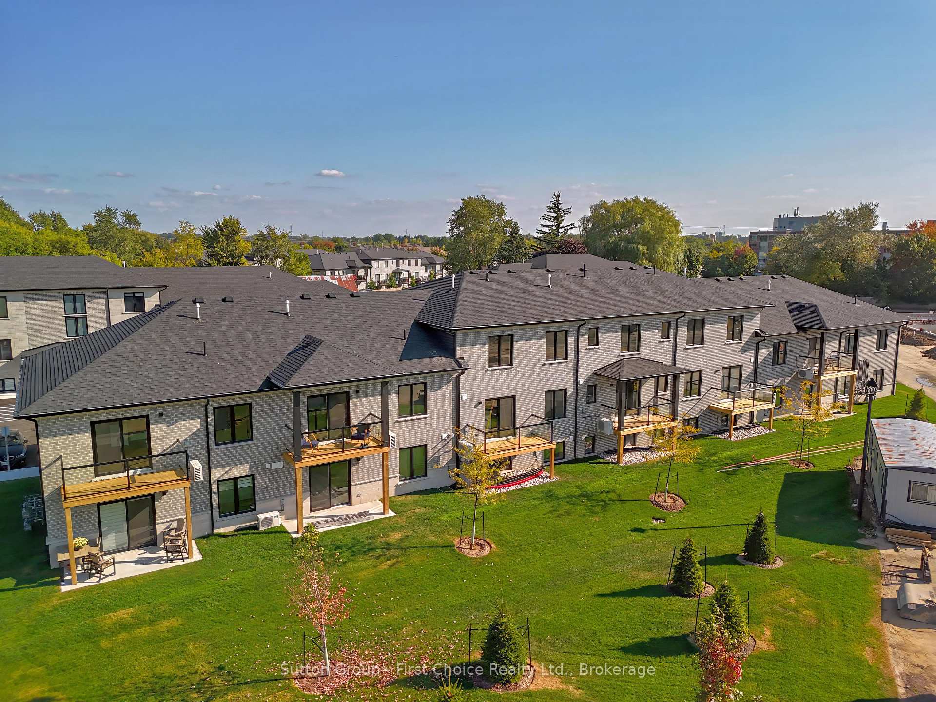 Photo 3 of Unit Unit 30, 3202 Vivian Line, Stratford — HOMEH