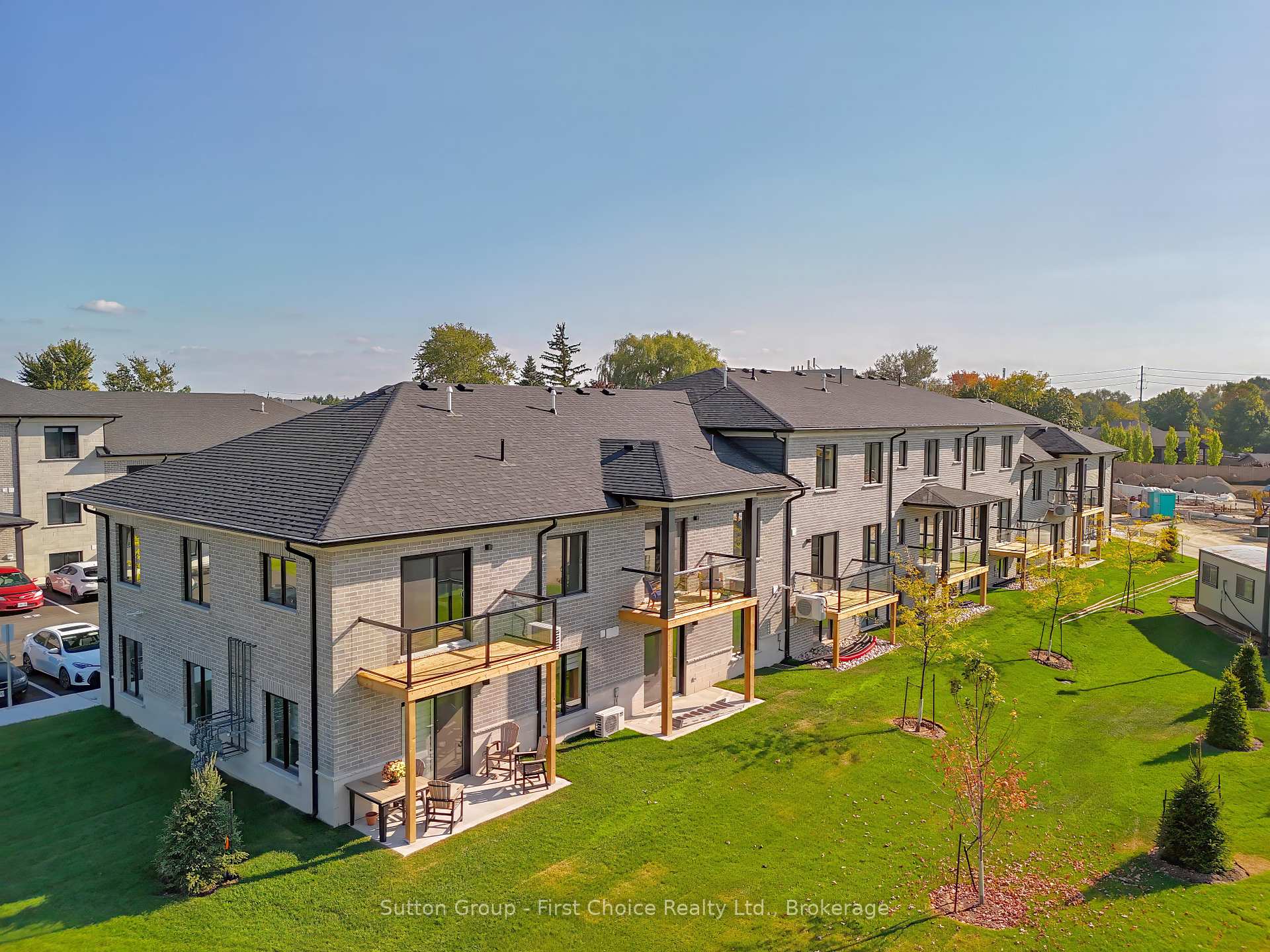 Photo 4 of Unit Unit 30, 3202 Vivian Line, Stratford — HOMEH