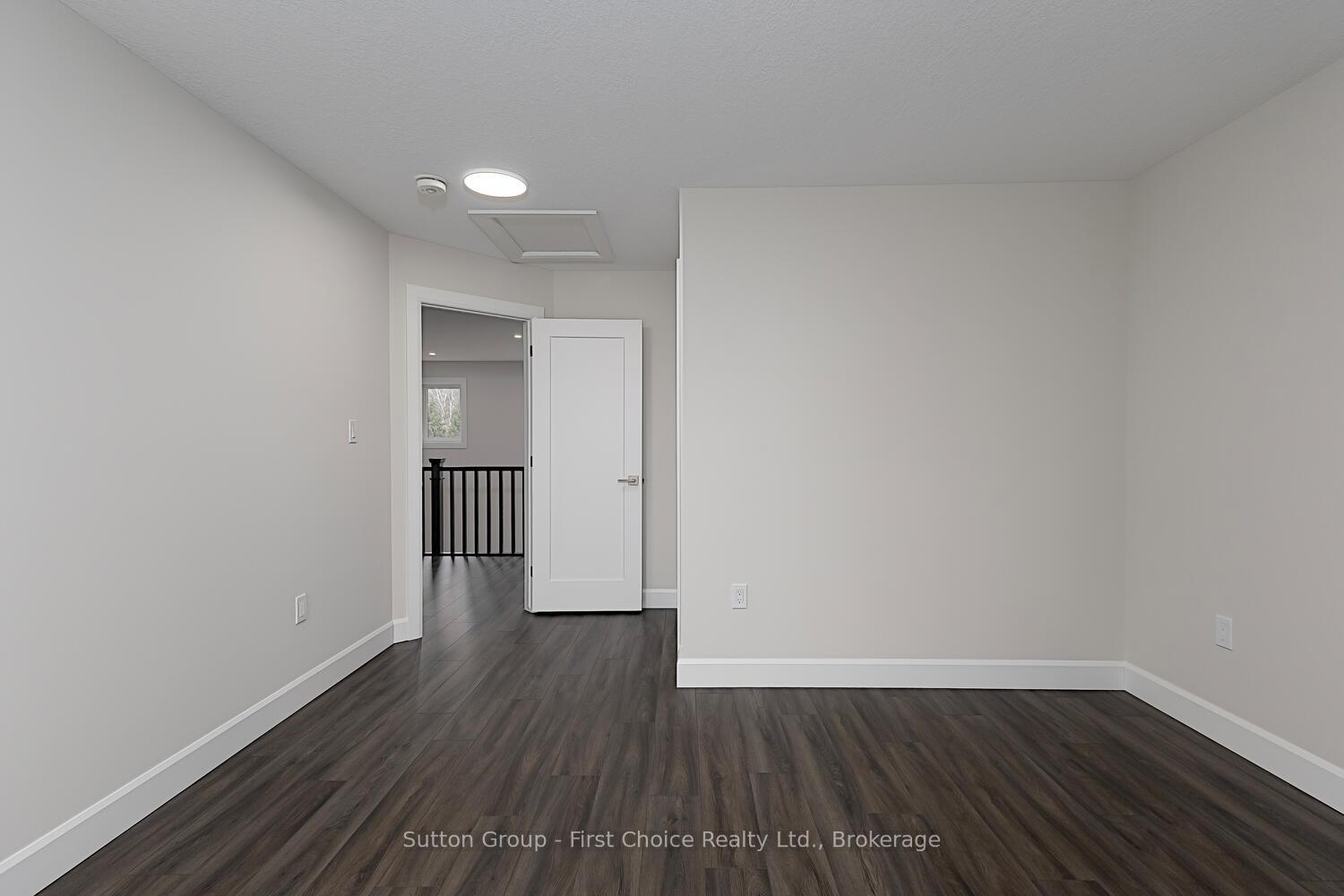 Photo 16 of Unit Unit 30, 3202 Vivian Line, Stratford — HOMEH