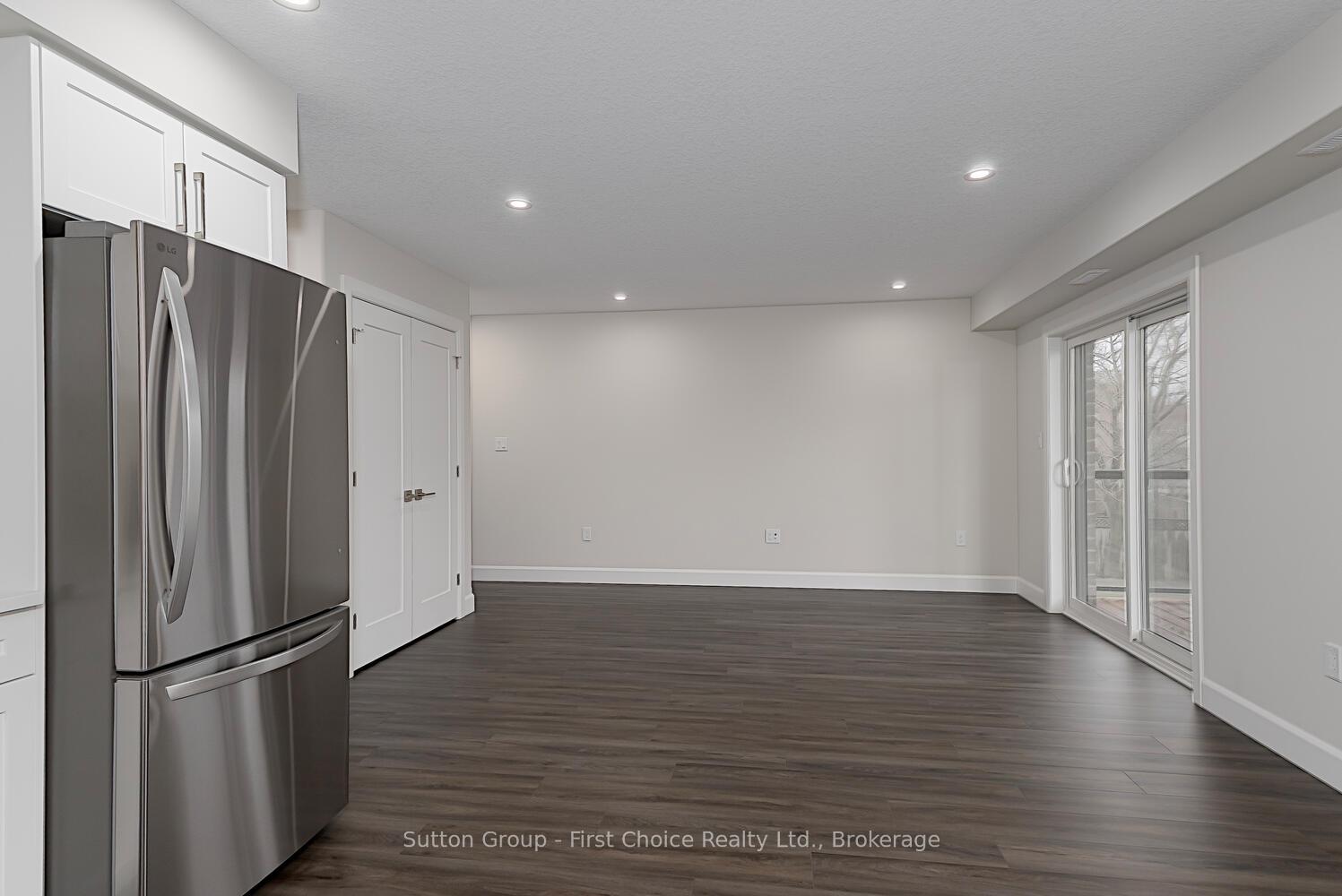 Photo 11 of Unit Unit 39, 3202 Vivian Line, Stratford — HOMEH