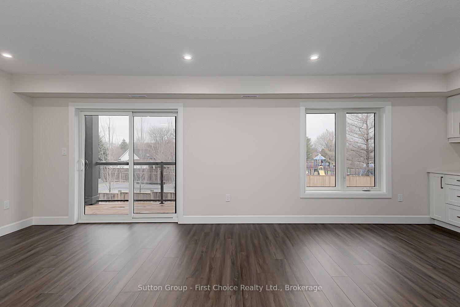Photo 12 of Unit Unit 39, 3202 Vivian Line, Stratford — HOMEH