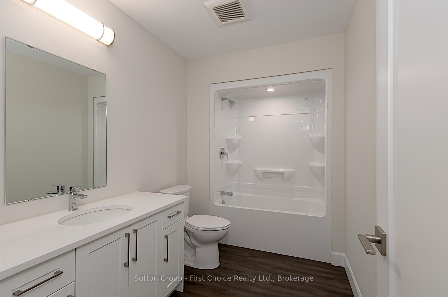 Photo 13 of Unit Unit 39, 3202 Vivian Line, Stratford — HOMEH