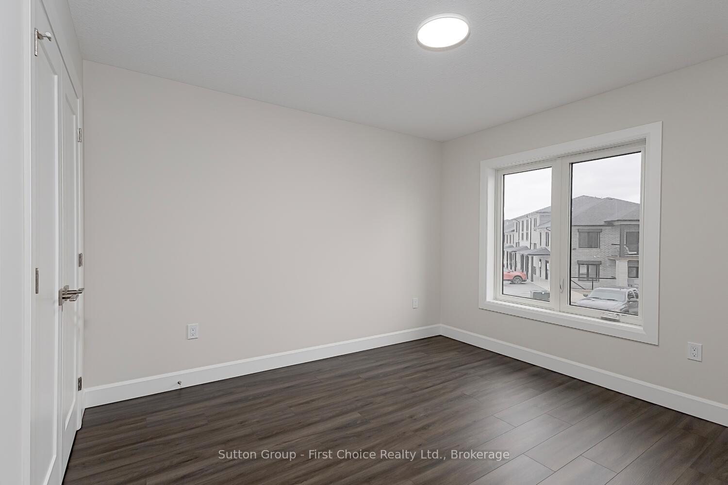 Photo 14 of Unit Unit 39, 3202 Vivian Line, Stratford — HOMEH