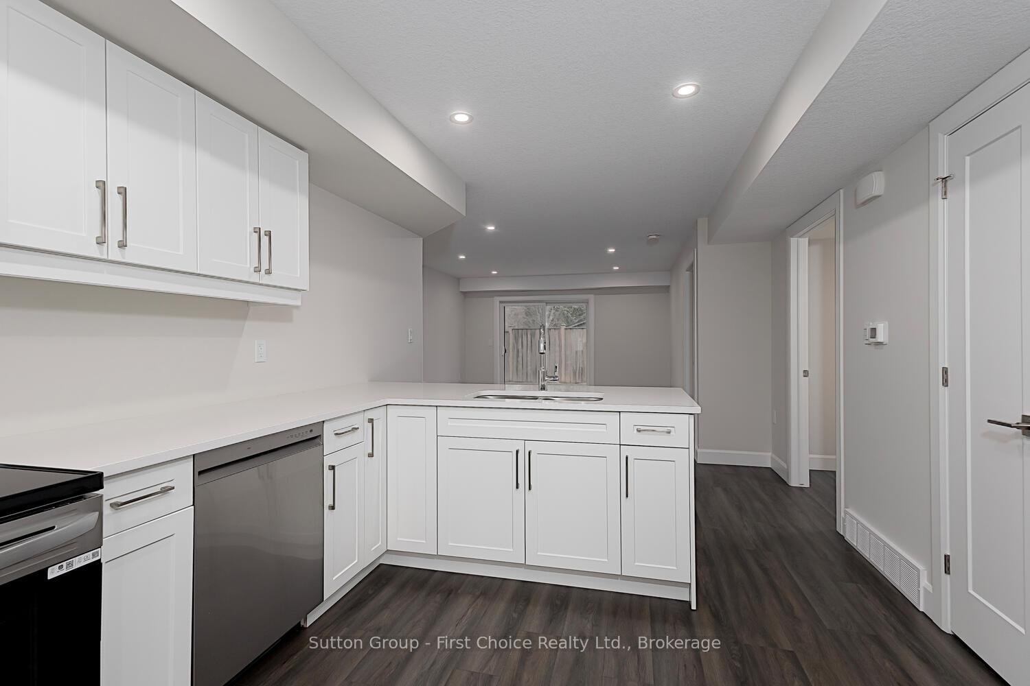 Photo 8 of Unit Unit 40, 3202 Vivian Line, Stratford — HOMEH