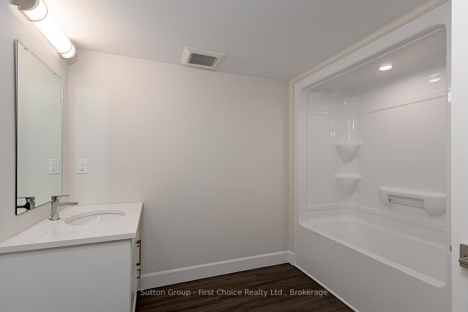 Photo 13 of Unit Unit 40, 3202 Vivian Line, Stratford — HOMEH