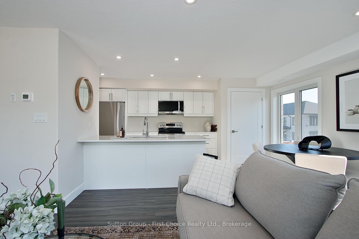 Photo 9 of Unit Unit 35, 3202 Vivian Line, Stratford — HOMEH