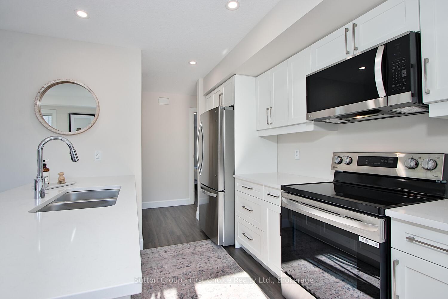 Photo 15 of Unit Unit 35, 3202 Vivian Line, Stratford — HOMEH