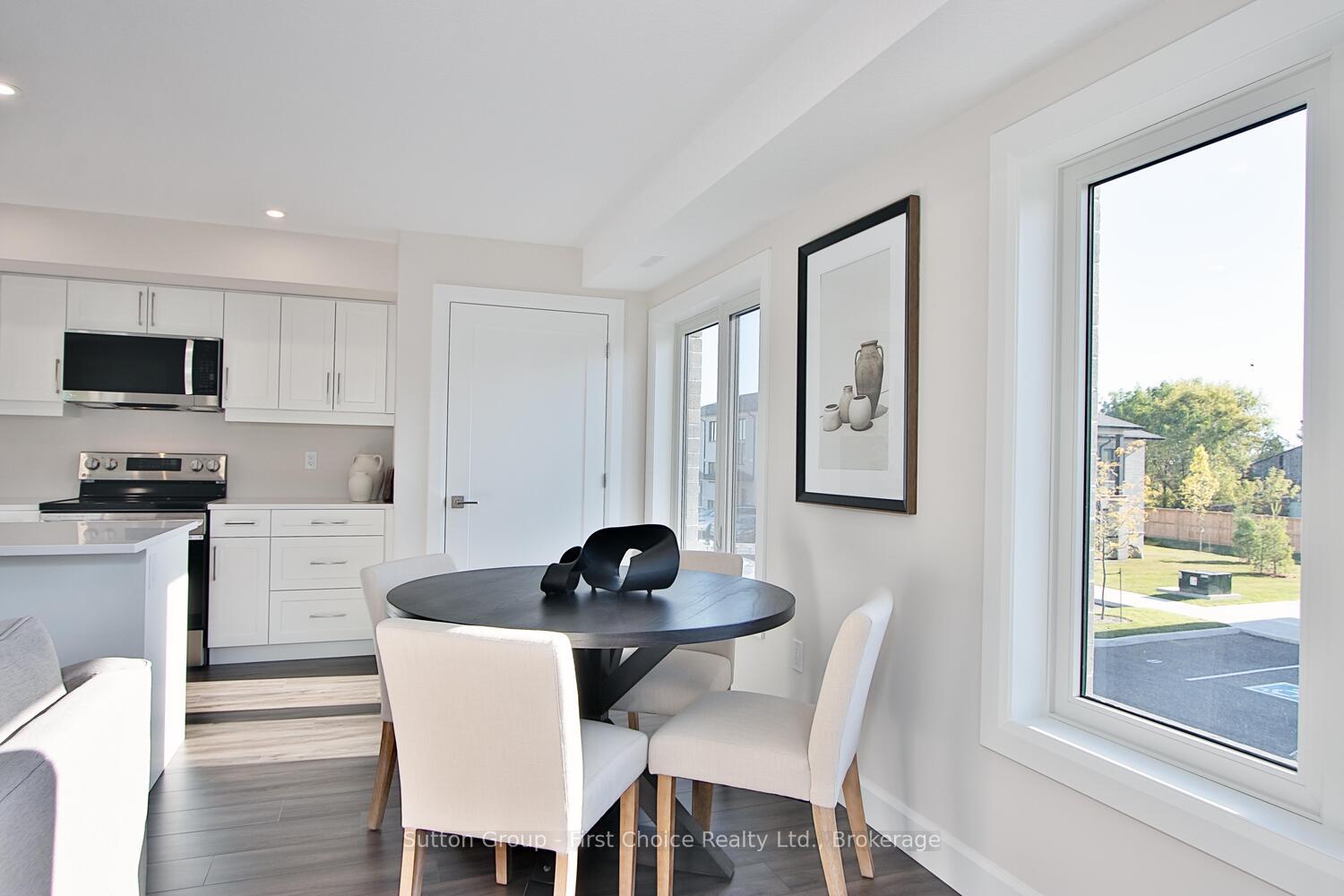 Photo 18 of Unit Unit 35, 3202 Vivian Line, Stratford — HOMEH