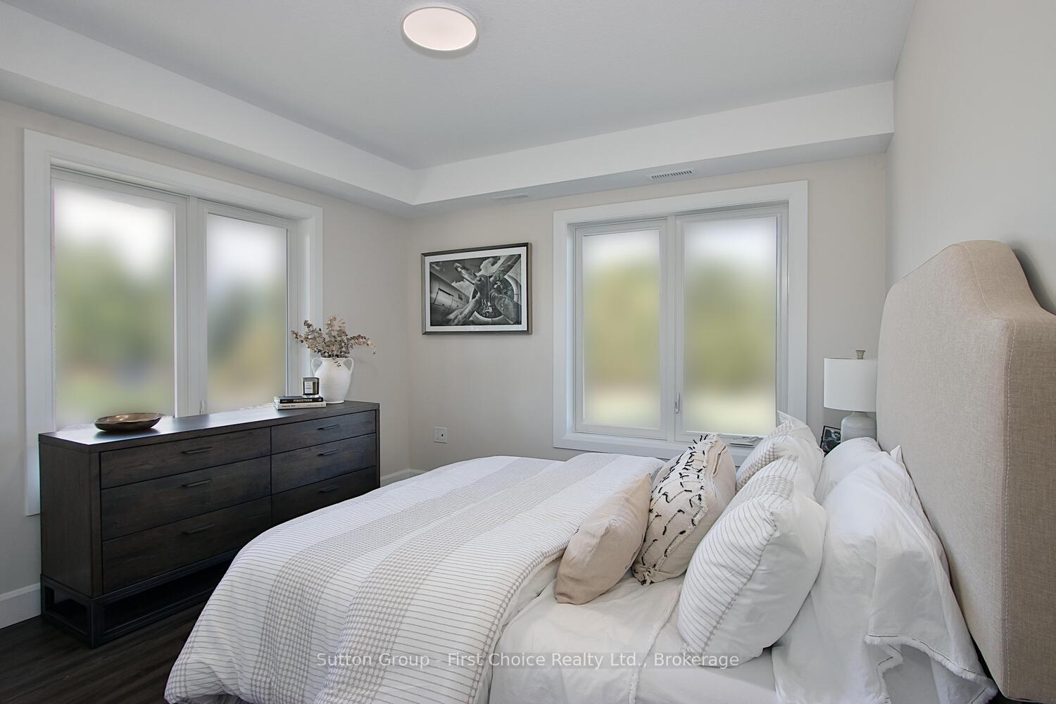Photo 21 of Unit Unit 35, 3202 Vivian Line, Stratford — HOMEH