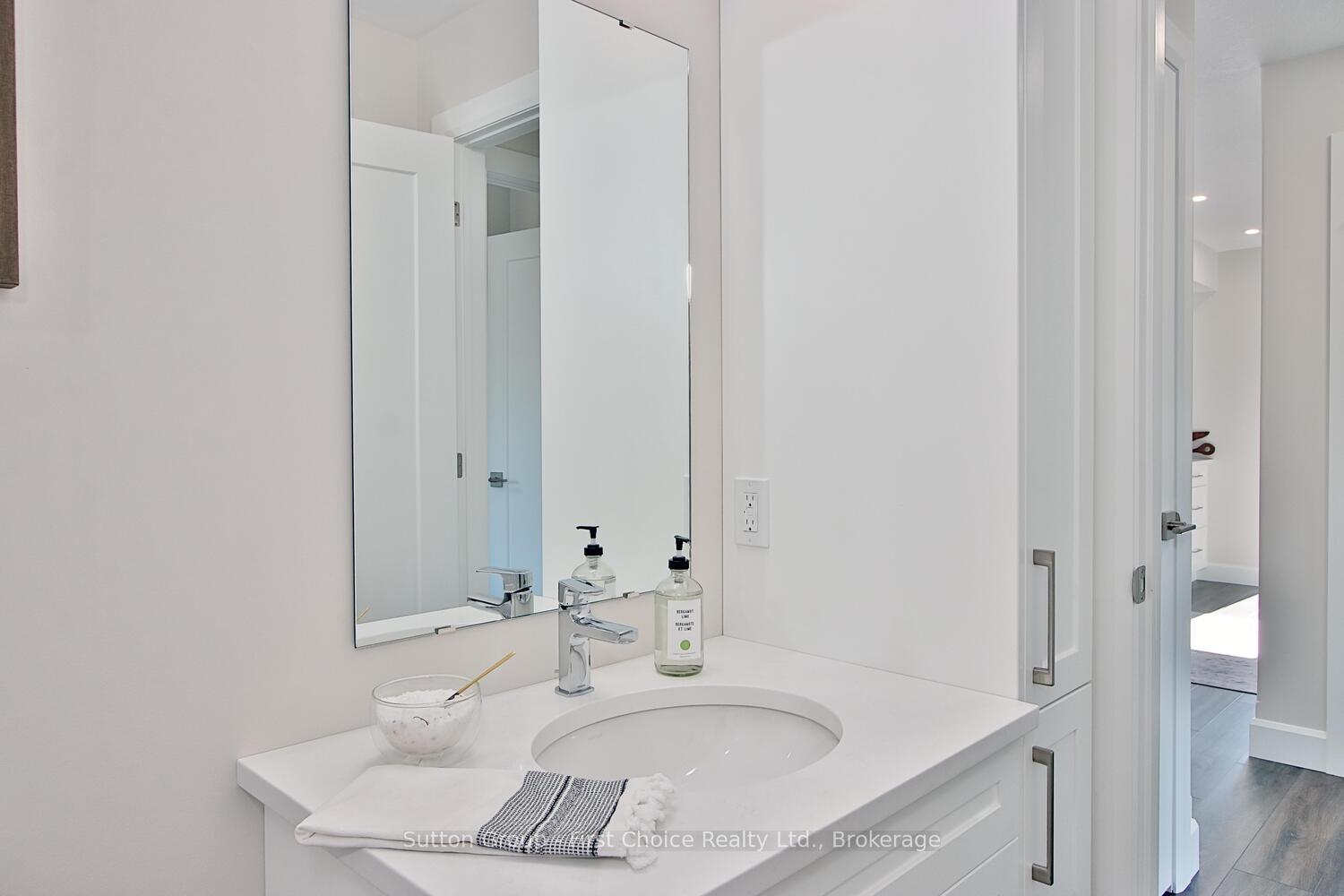 Photo 24 of Unit Unit 35, 3202 Vivian Line, Stratford — HOMEH