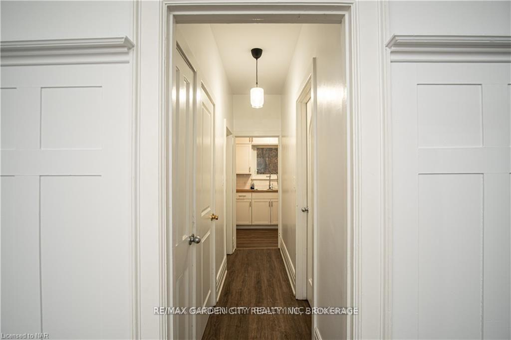 Photo 7 of 68 Arkledun Avenue, Hamilton, Corktown — HOMEH