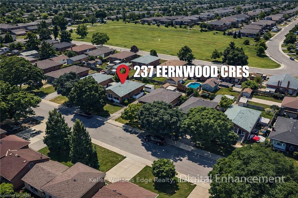 Photo 22 of Unit 2, 237 Fernwood Crescent, Hamilton, Hampton Heights — HOMEH