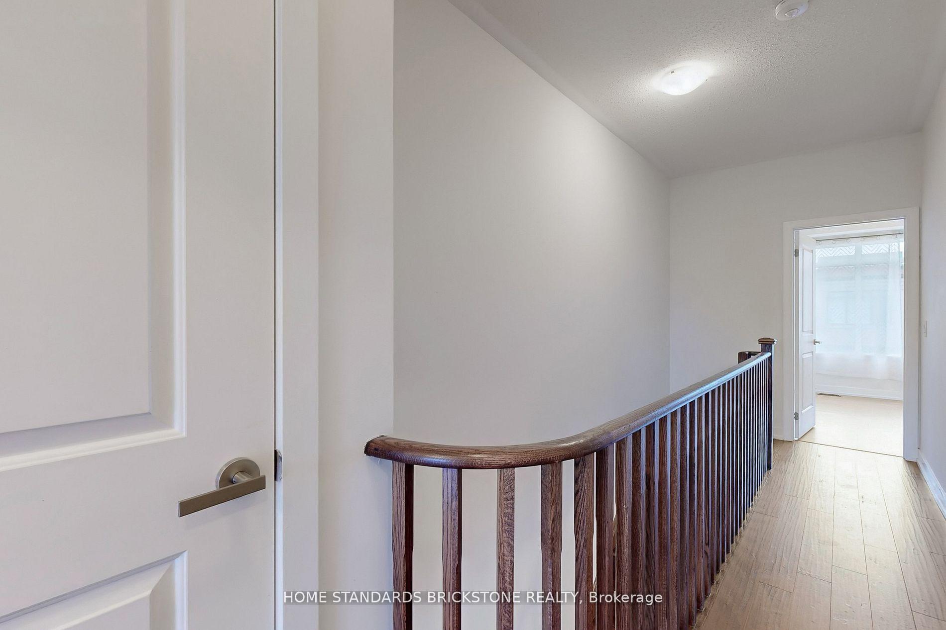 Photo 39 of 215 Salterton Circle, Vaughan, Rural Vaughan — HOMEH