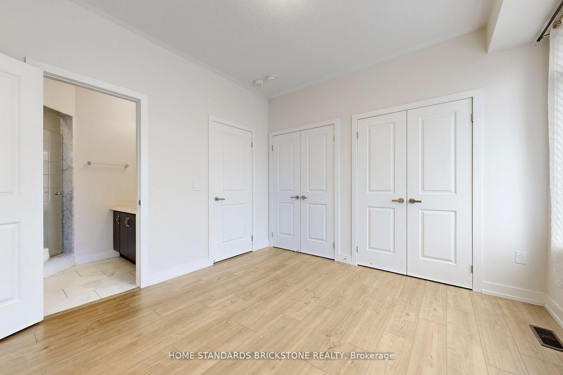 Photo 47 of 215 Salterton Circle, Vaughan, Rural Vaughan — HOMEH