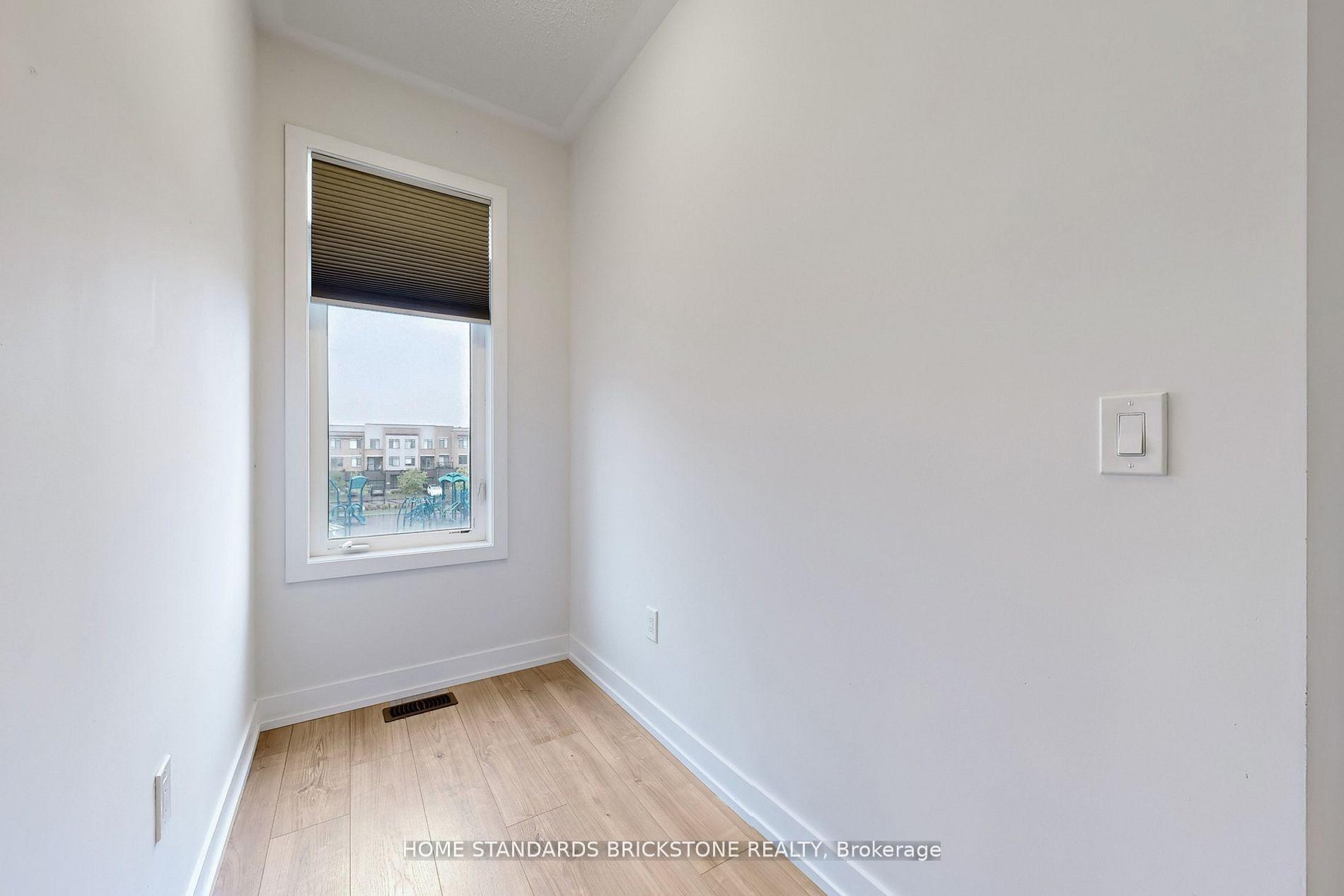 Photo 67 of 215 Salterton Circle, Vaughan, Rural Vaughan — HOMEH