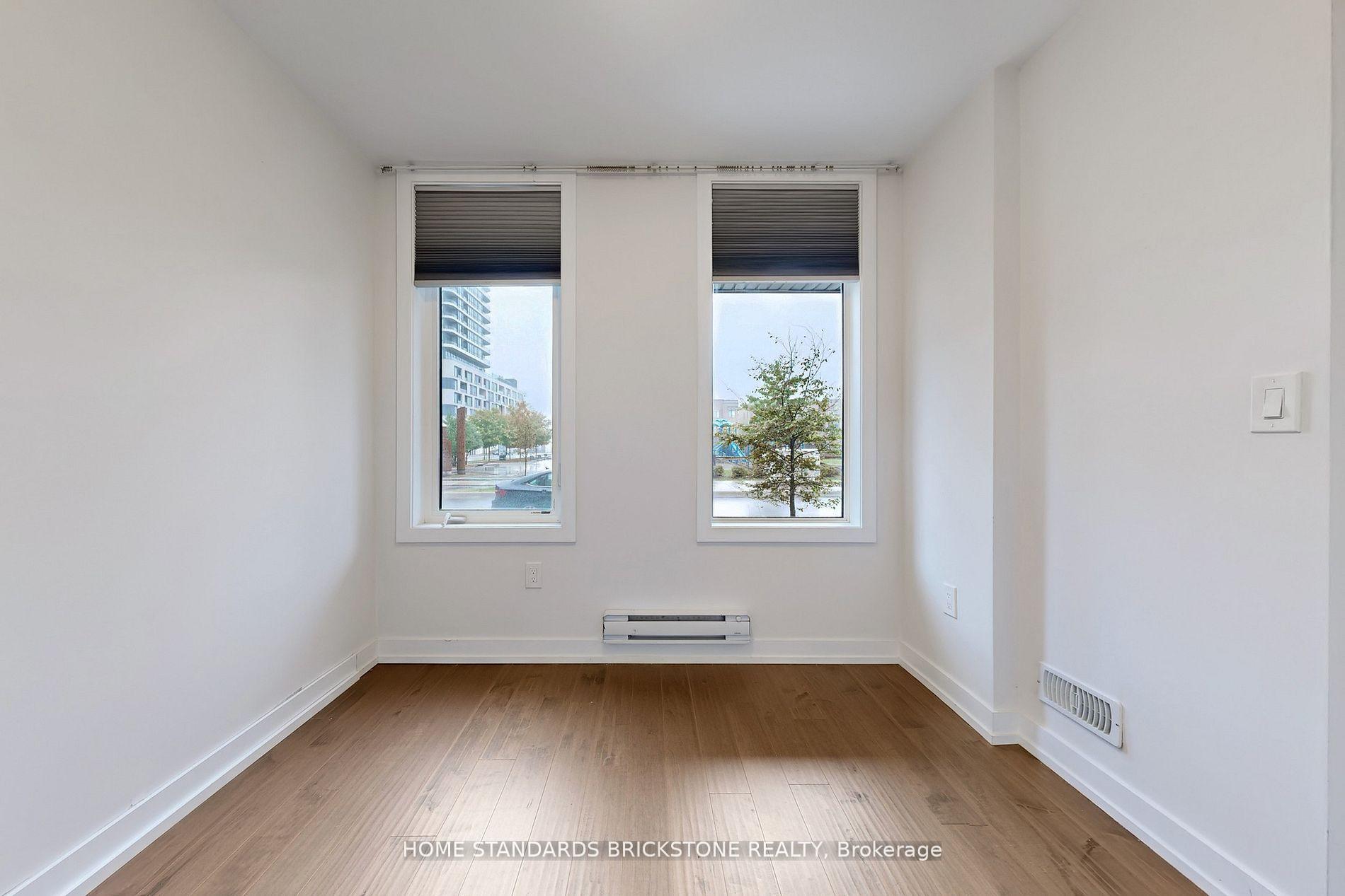 Photo 79 of 215 Salterton Circle, Vaughan, Rural Vaughan — HOMEH