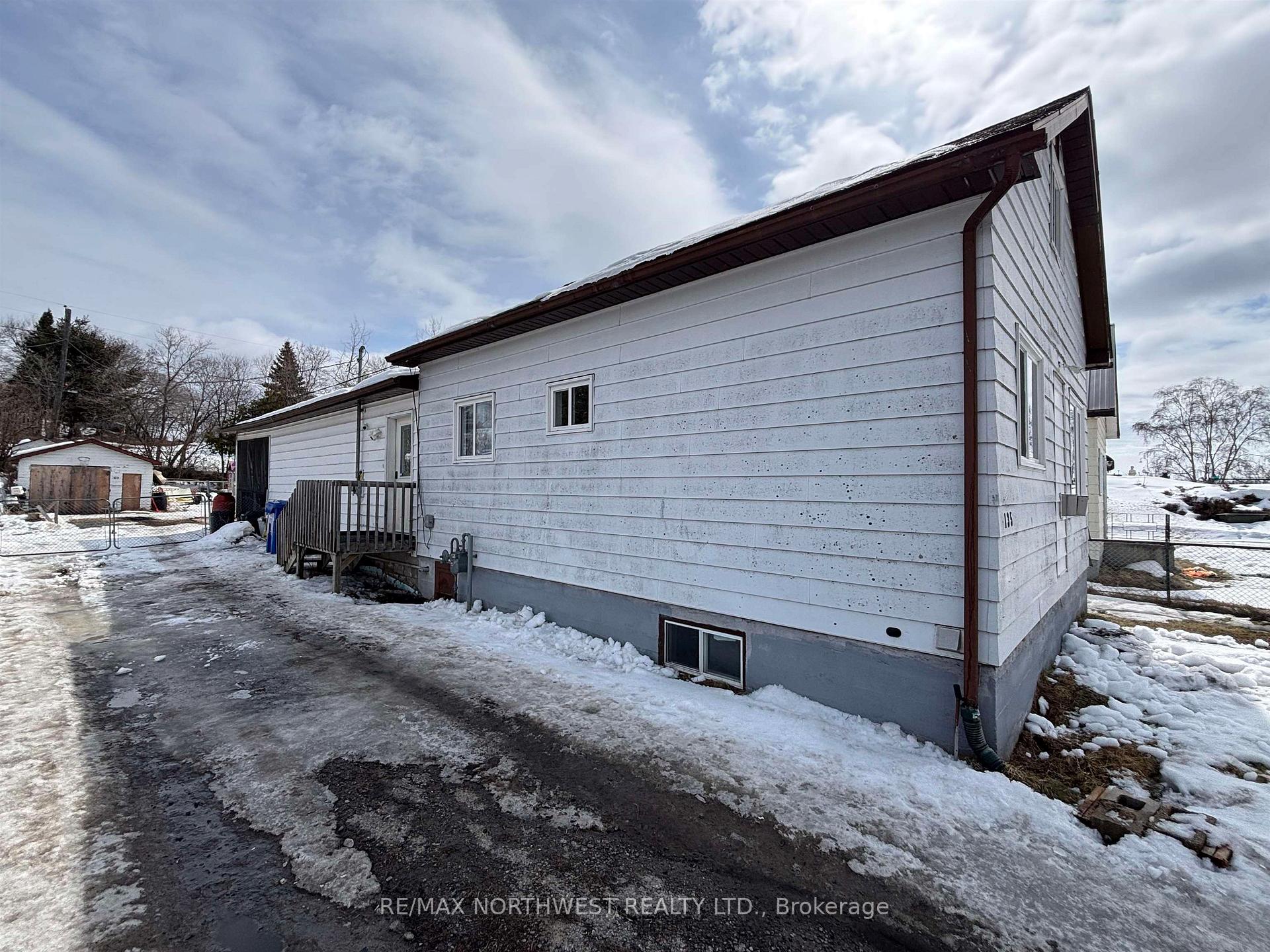 Photo 2 of 135 Regina Ave, Kenora, Ride Out — HOMEH