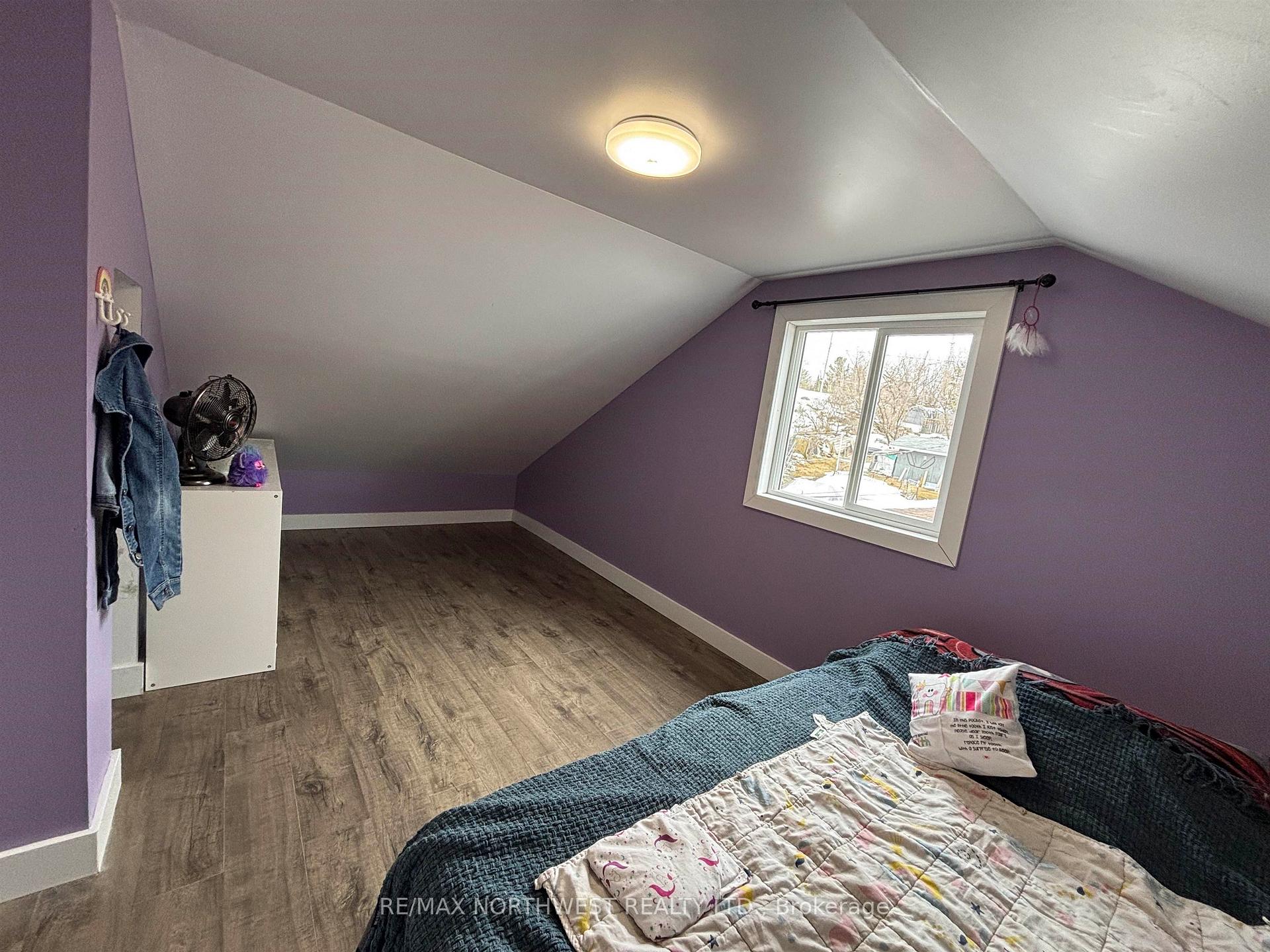 Photo 29 of 135 Regina Ave, Kenora, Ride Out — HOMEH