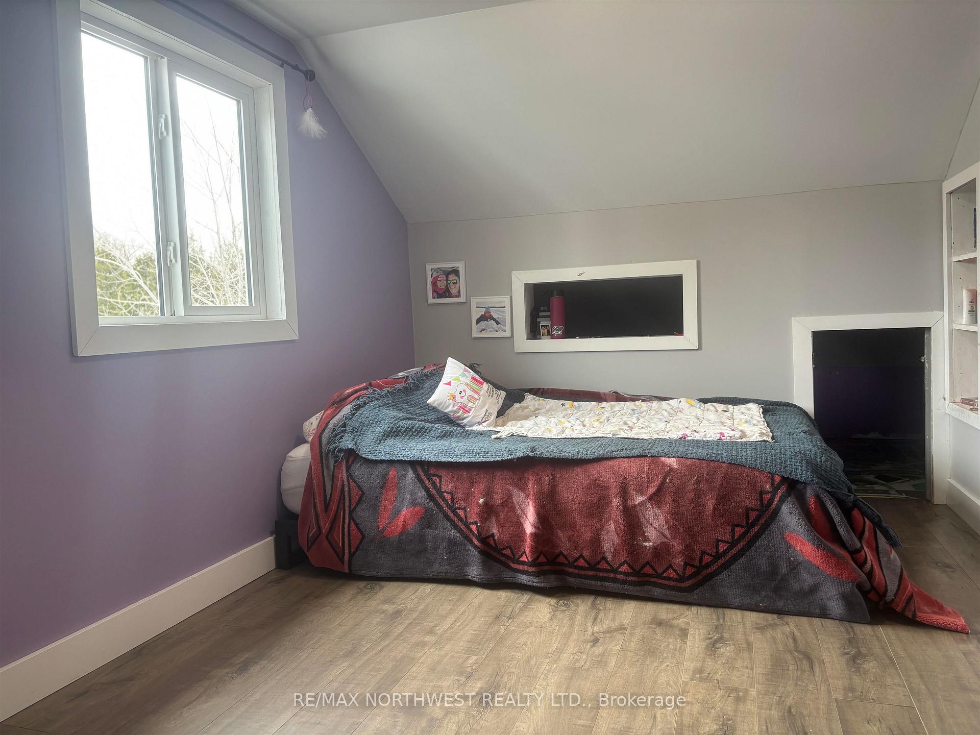 Photo 30 of 135 Regina Ave, Kenora, Ride Out — HOMEH