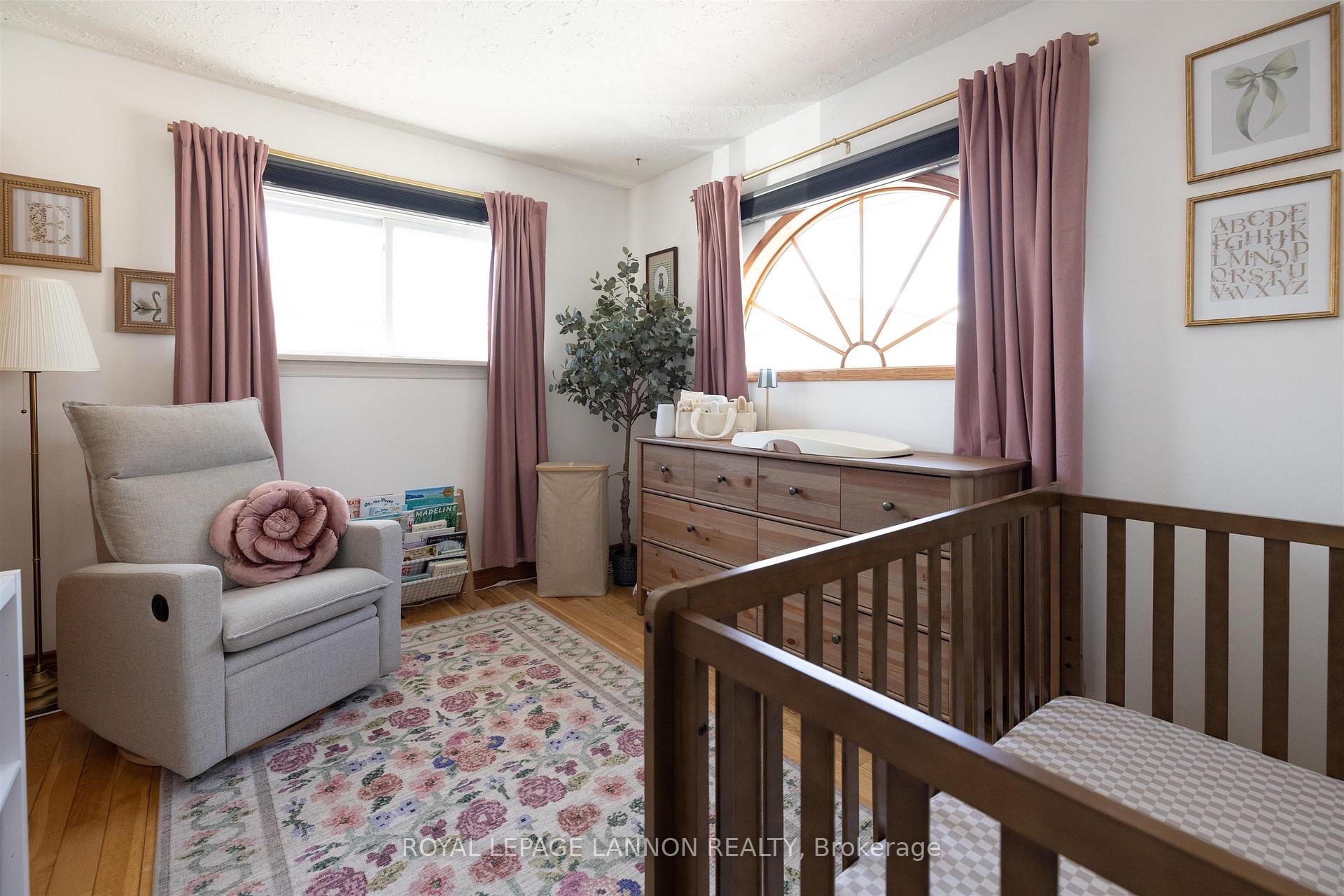 Photo 12 of 1329 Euclid Avenue, Thunder Bay, Westfort — HOMEH