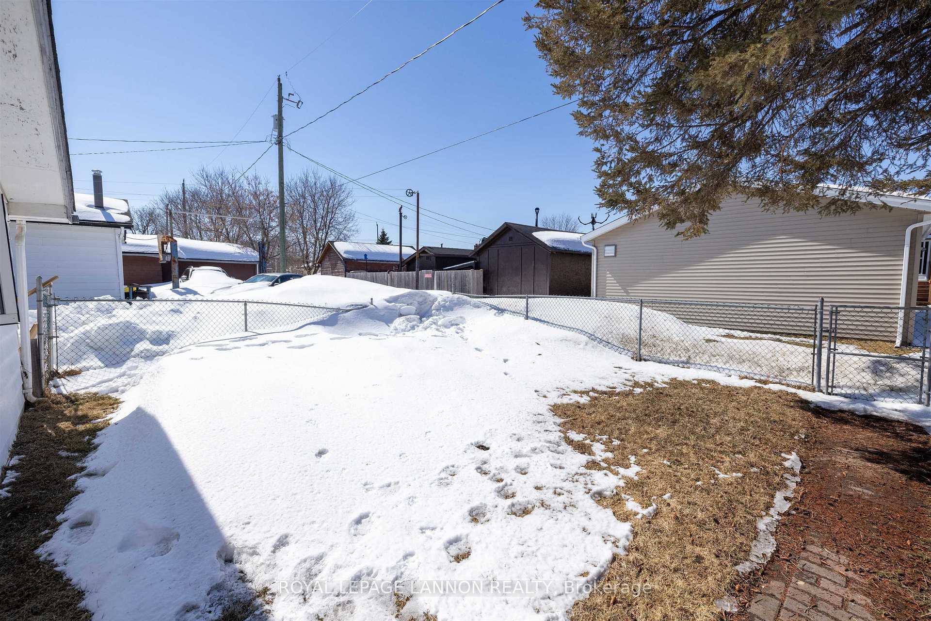 Photo 29 of 1329 Euclid Avenue, Thunder Bay, Westfort — HOMEH