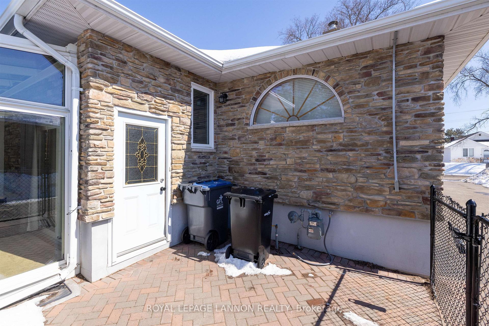 Photo 33 of 1329 Euclid Avenue, Thunder Bay, Westfort — HOMEH