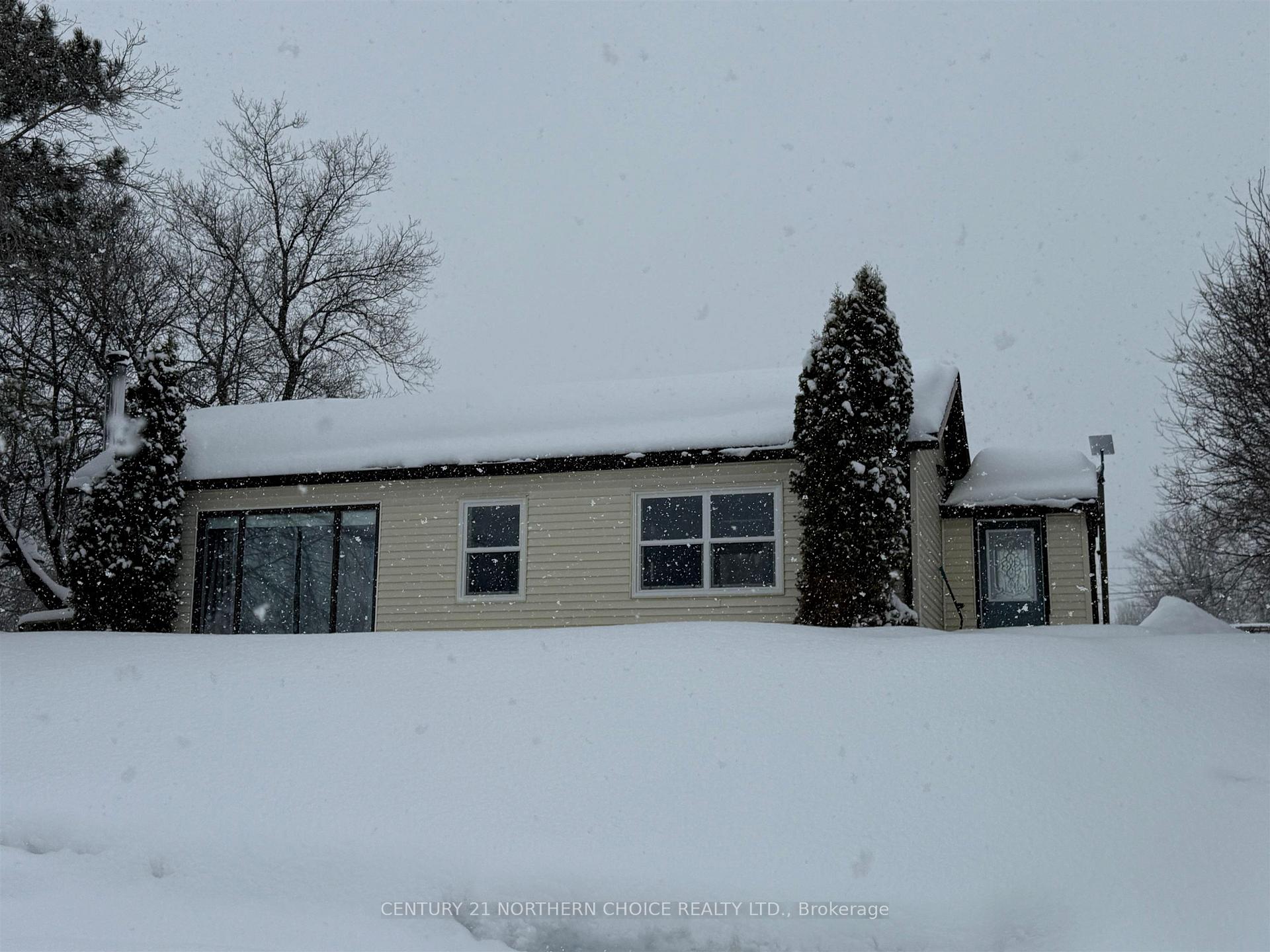 Photo 21 of 10 Queen Street, Sioux Lookout — HOMEH