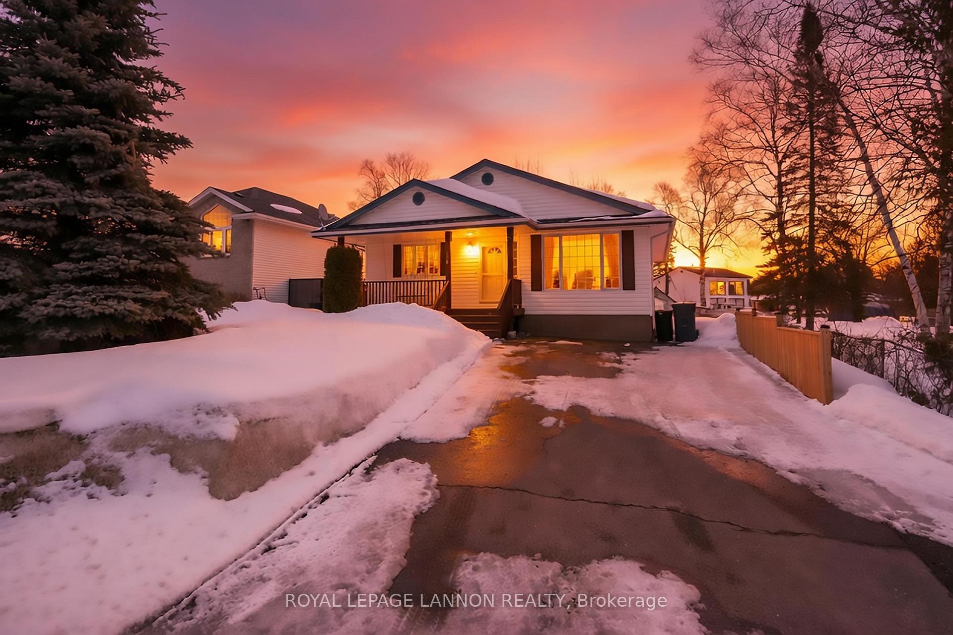 Photo 2 of 410 Jameson Street, Thunder Bay, John Street North — HOMEH