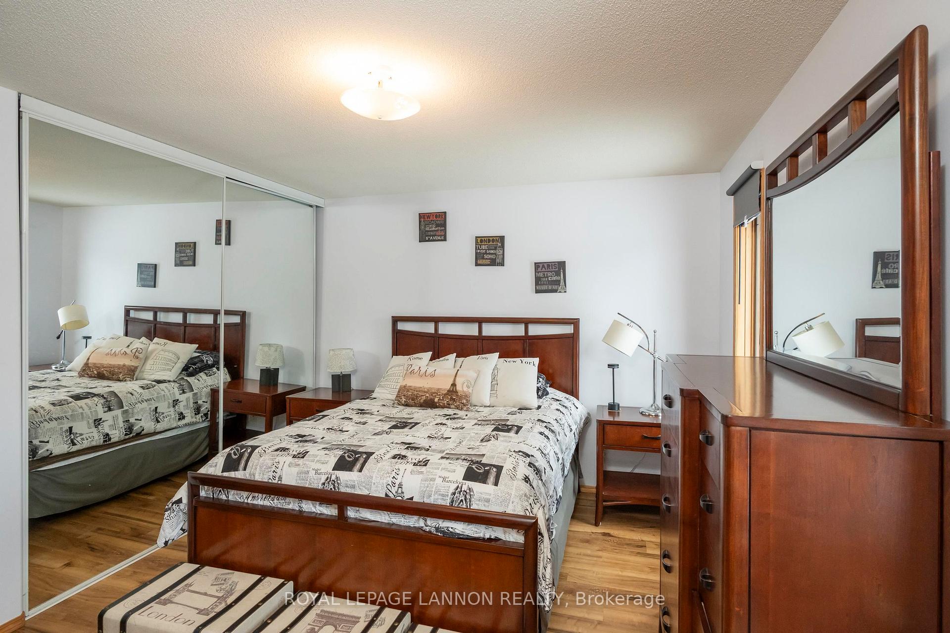 Photo 18 of 410 Jameson Street, Thunder Bay, John Street North — HOMEH