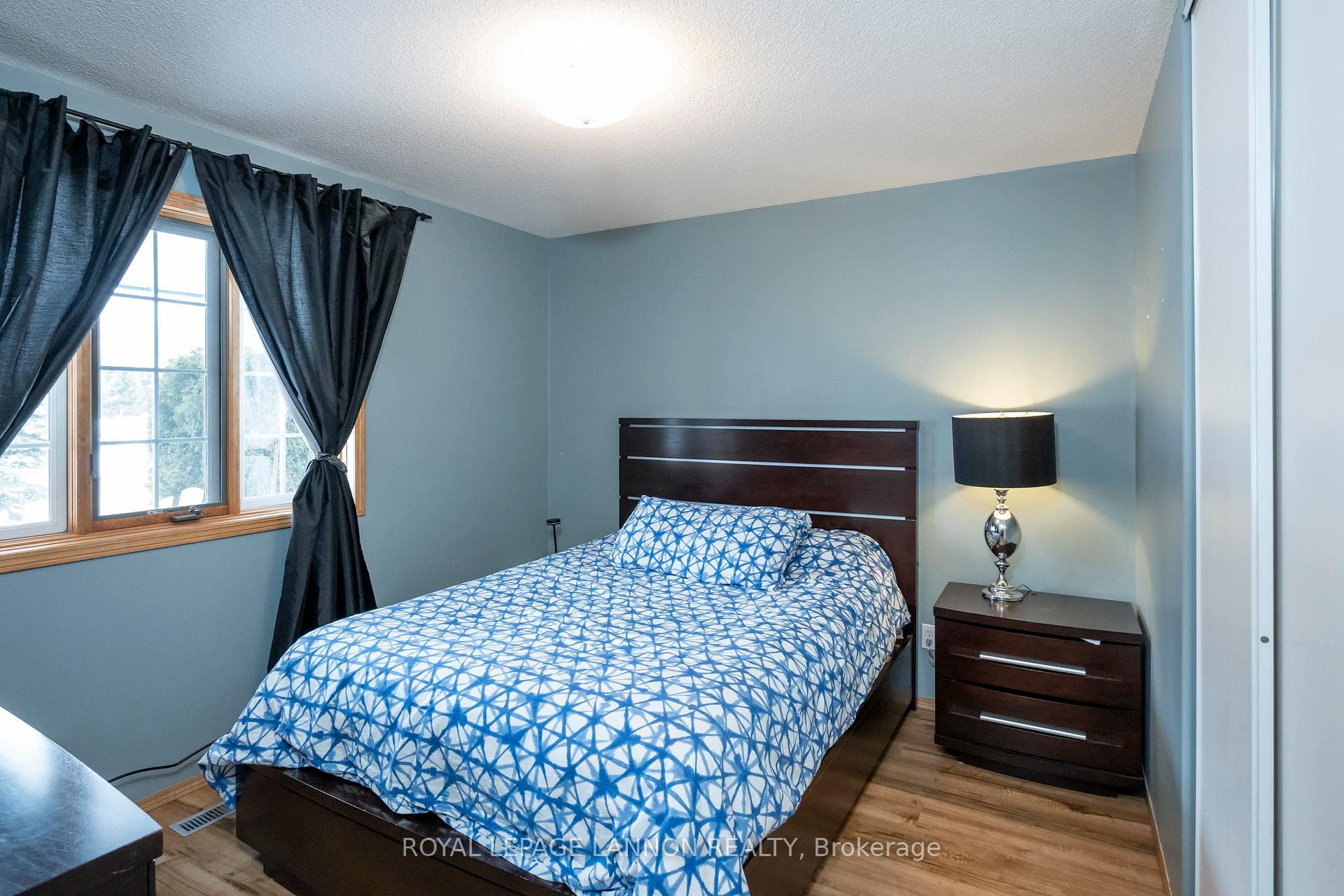 Photo 22 of 410 Jameson Street, Thunder Bay, John Street North — HOMEH