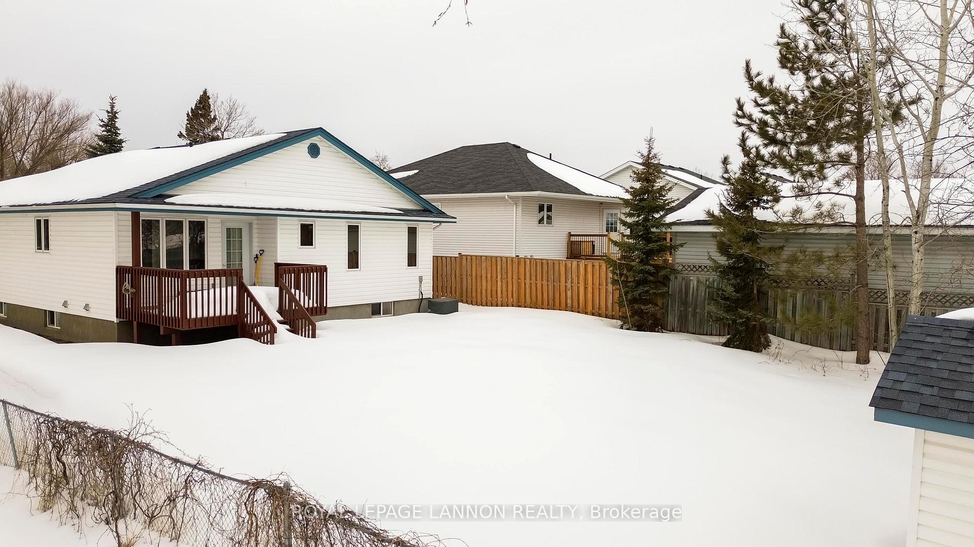 Photo 42 of 410 Jameson Street, Thunder Bay, John Street North — HOMEH