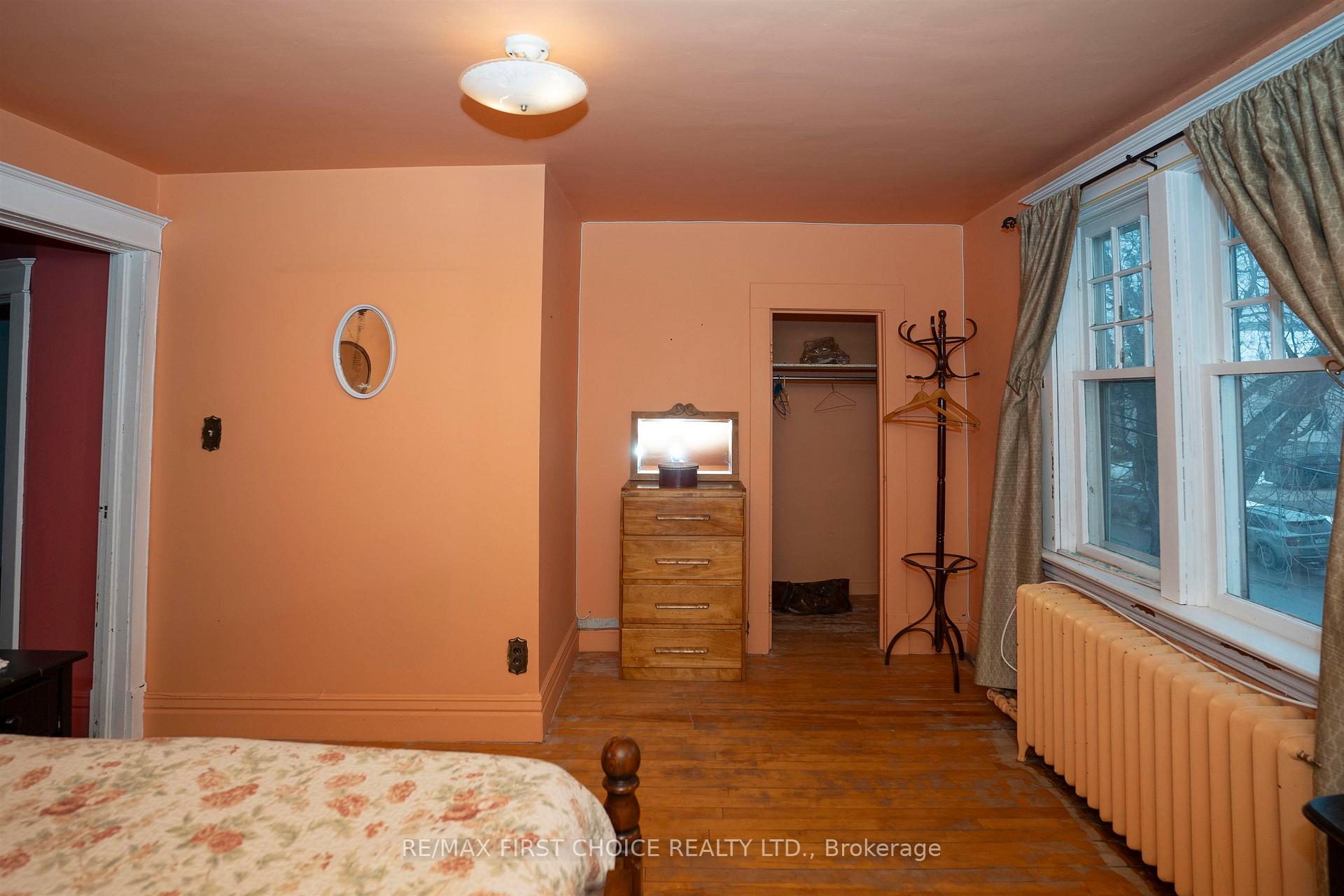 Photo 19 of 105 Ontario Street, Thunder Bay, Court / Cumberland — HOMEH