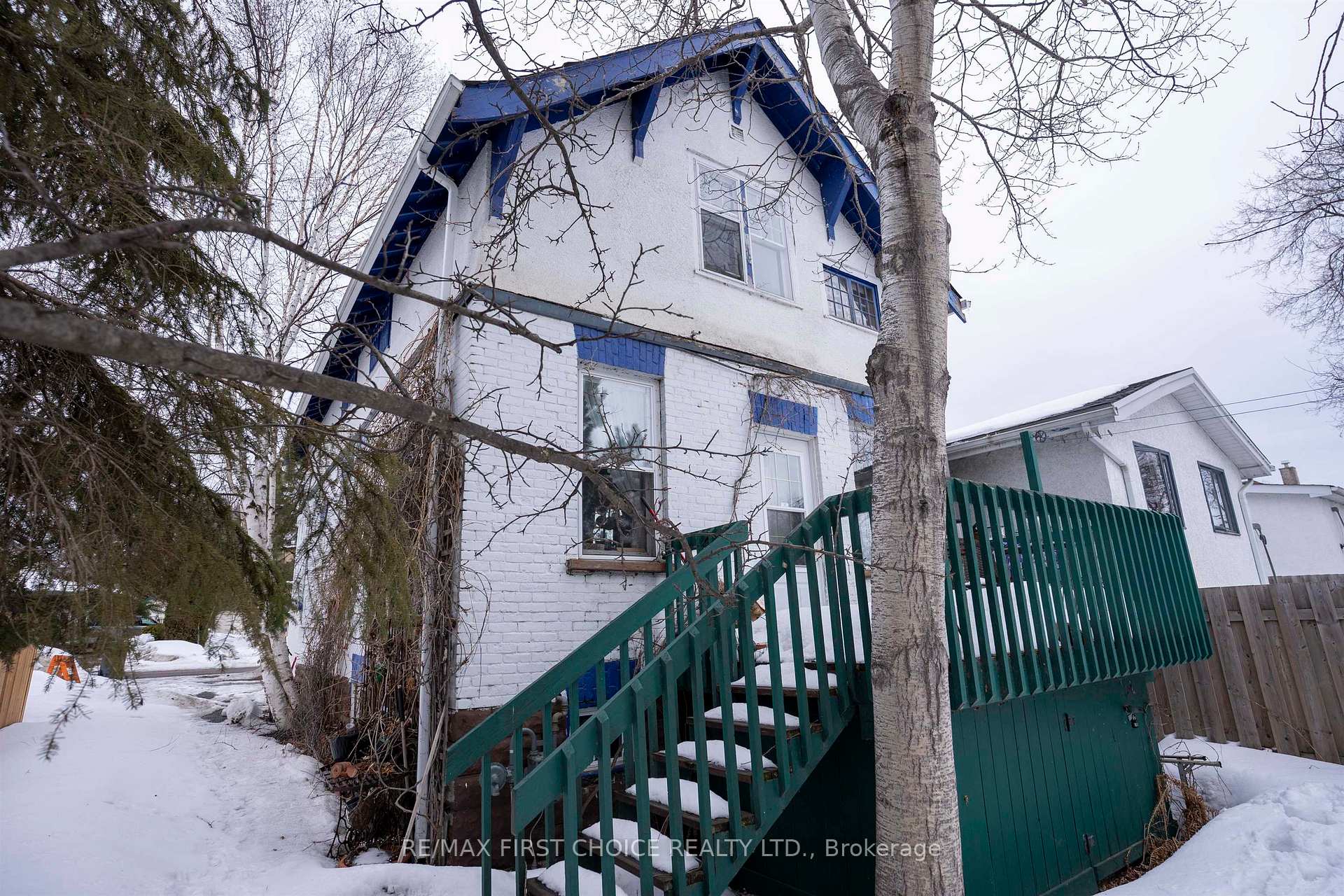 Photo 30 of 105 Ontario Street, Thunder Bay, Court / Cumberland — HOMEH
