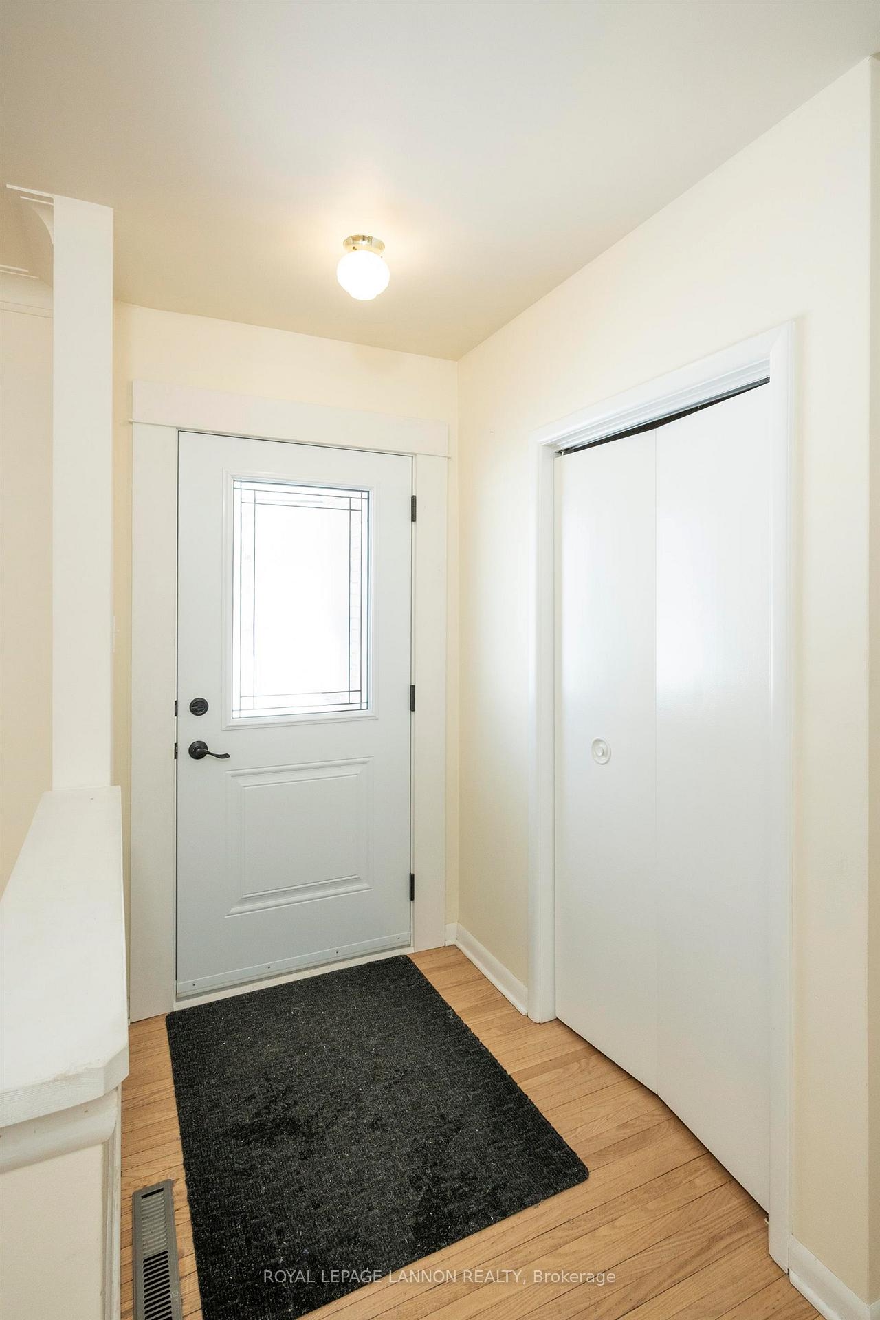 Photo 3 of 708 Linwood Crescent, Thunder Bay, Green Acres — HOMEH