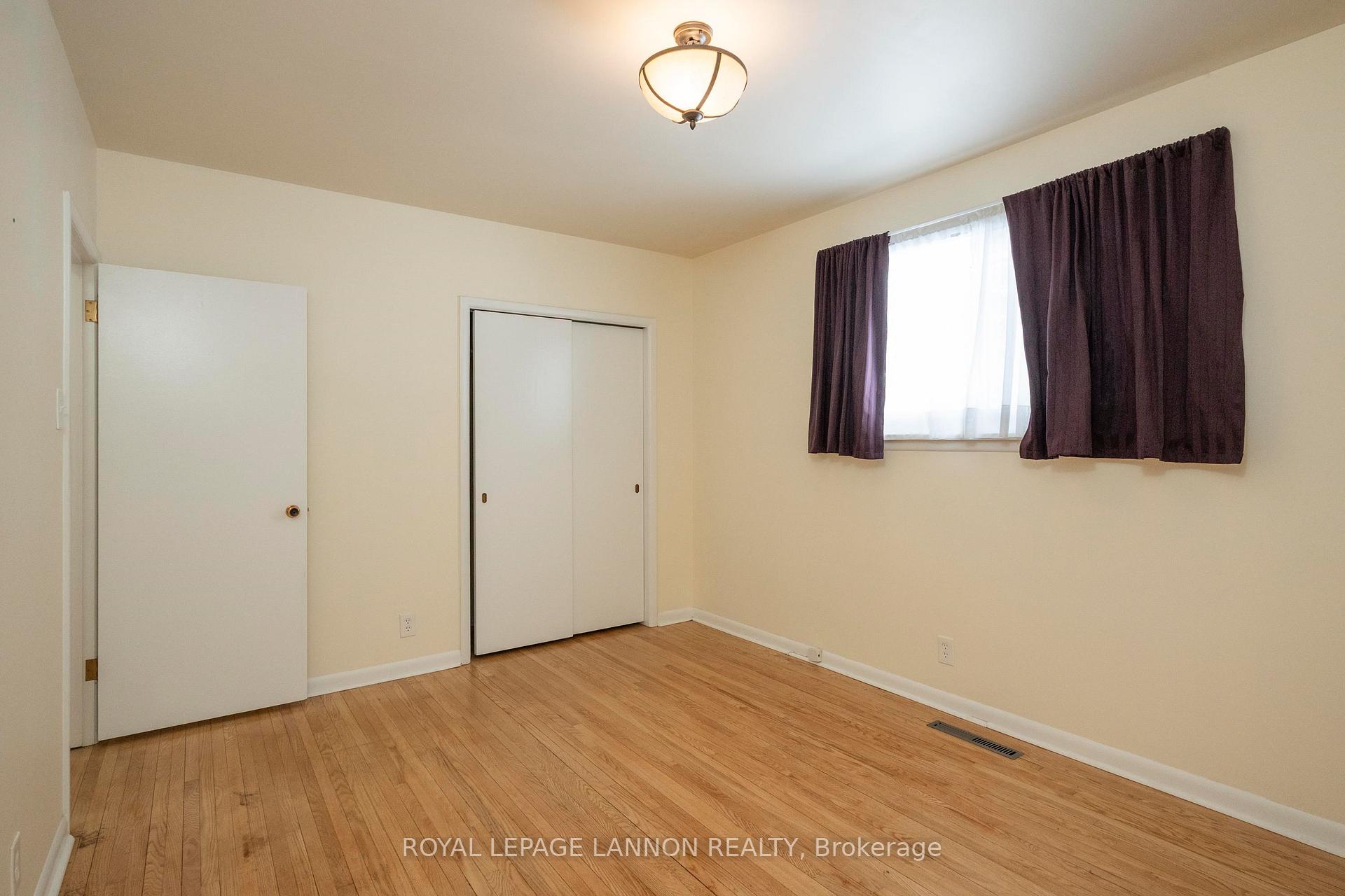 Photo 15 of 708 Linwood Crescent, Thunder Bay, Green Acres — HOMEH