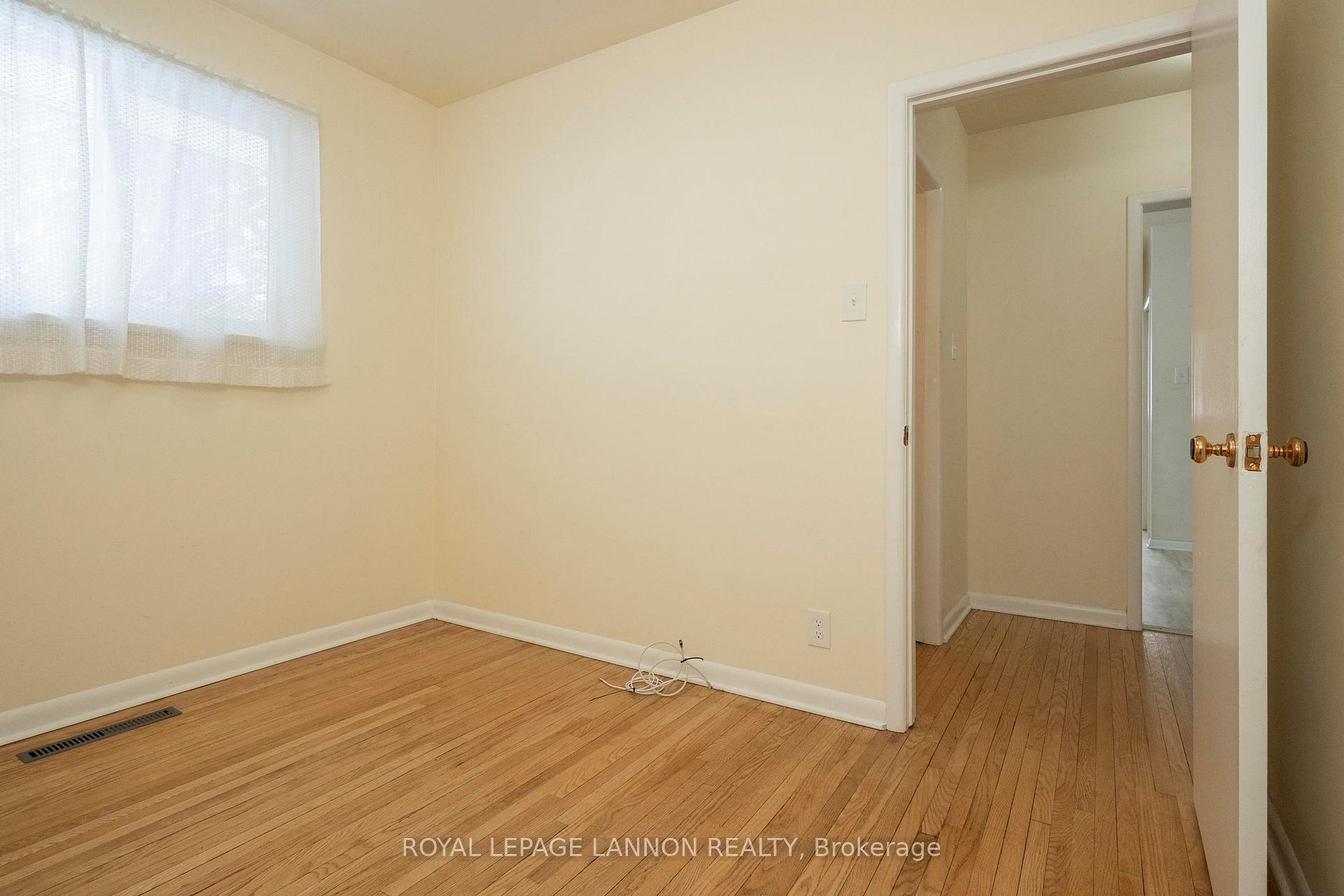 Photo 23 of 708 Linwood Crescent, Thunder Bay, Green Acres — HOMEH