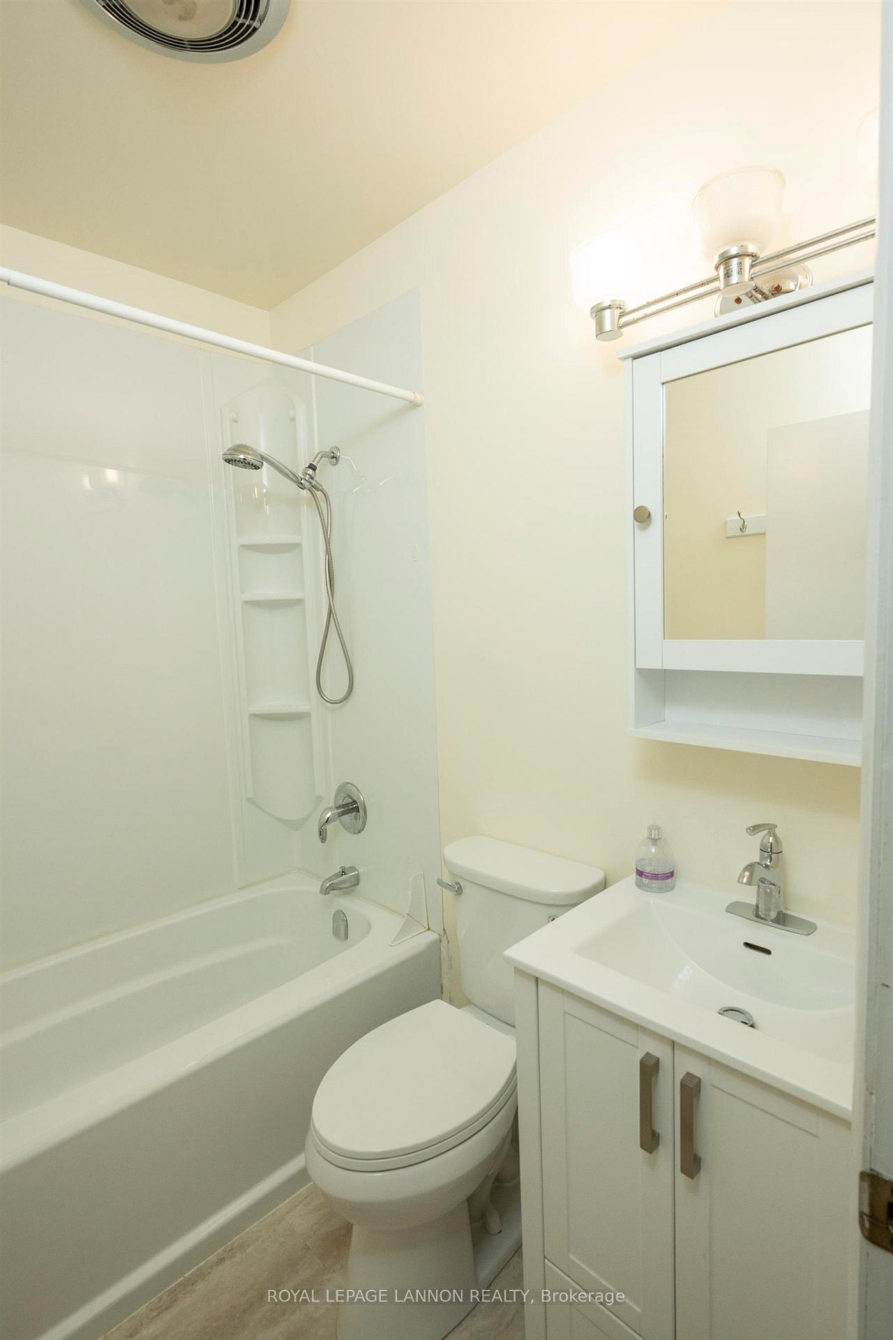Photo 27 of 708 Linwood Crescent, Thunder Bay, Green Acres — HOMEH