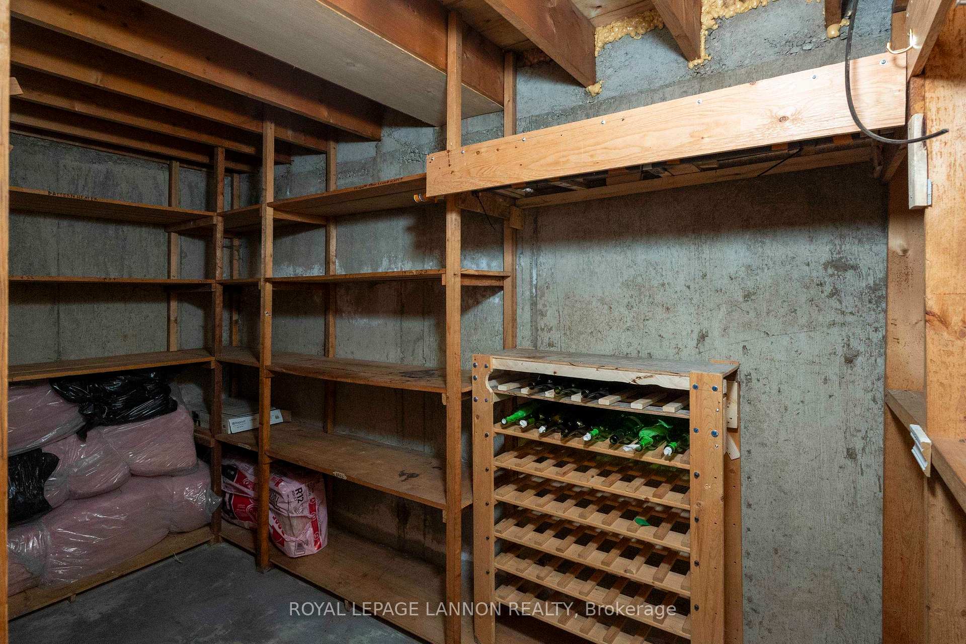 Photo 33 of 708 Linwood Crescent, Thunder Bay, Green Acres — HOMEH