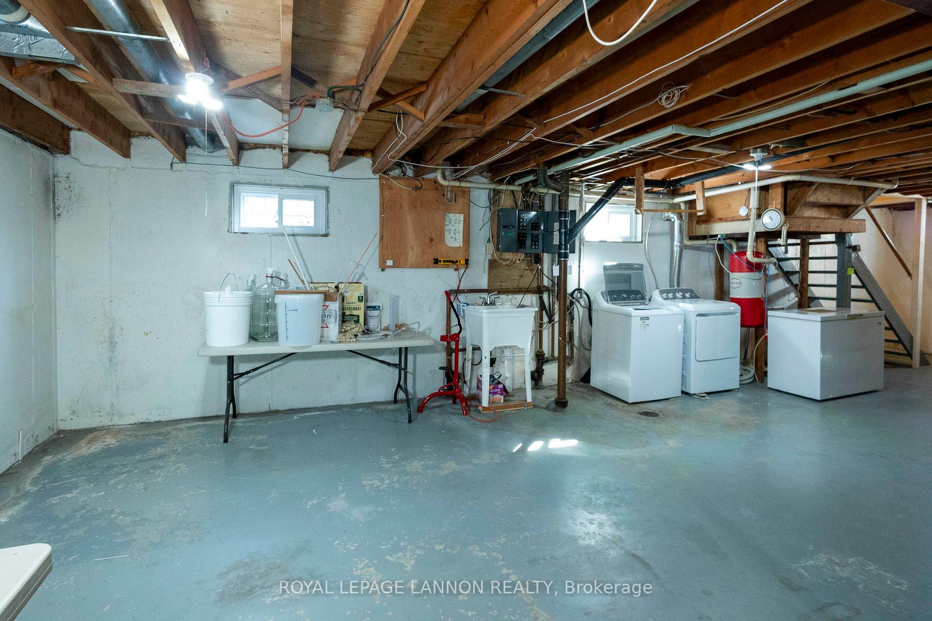 Photo 34 of 708 Linwood Crescent, Thunder Bay, Green Acres — HOMEH