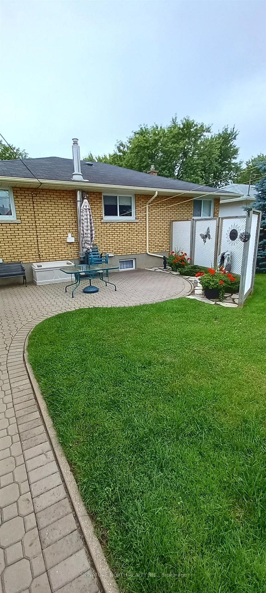 Photo 4 of 2621 Begin Place, Thunder Bay, Green Acres — HOMEH