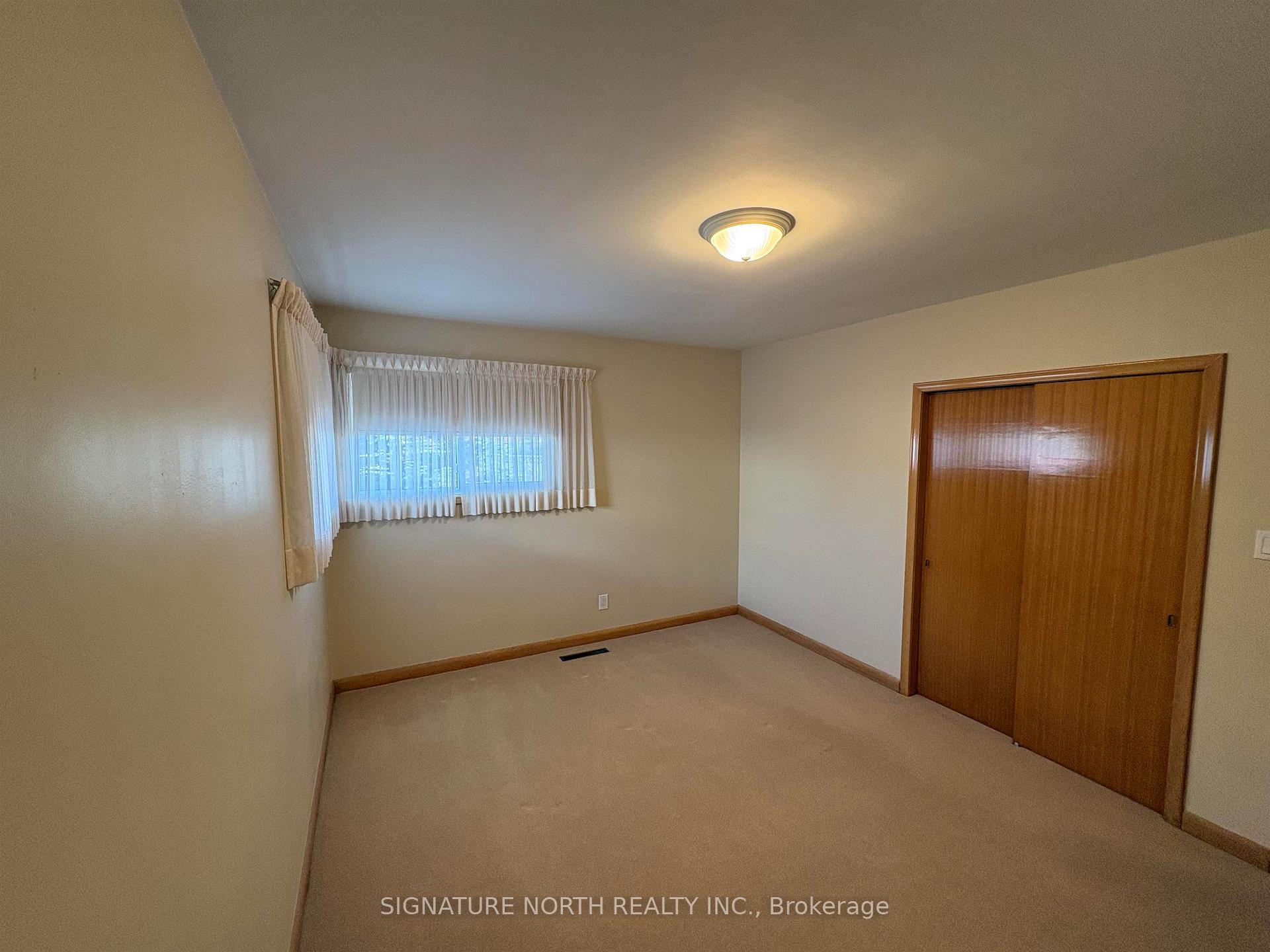 Photo 10 of 2621 Begin Place, Thunder Bay, Green Acres — HOMEH