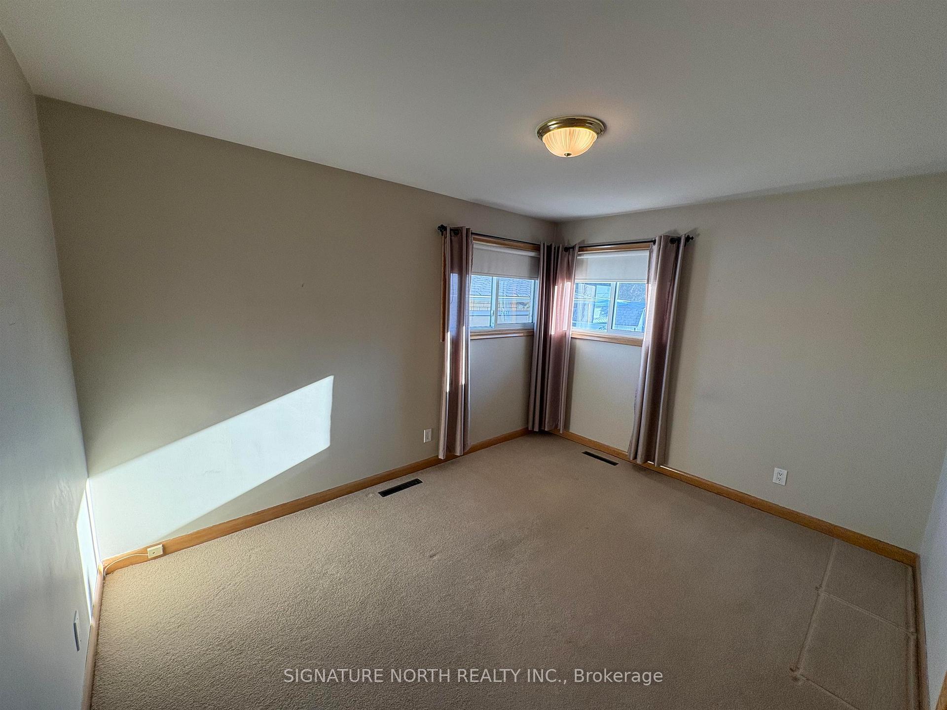 Photo 11 of 2621 Begin Place, Thunder Bay, Green Acres — HOMEH
