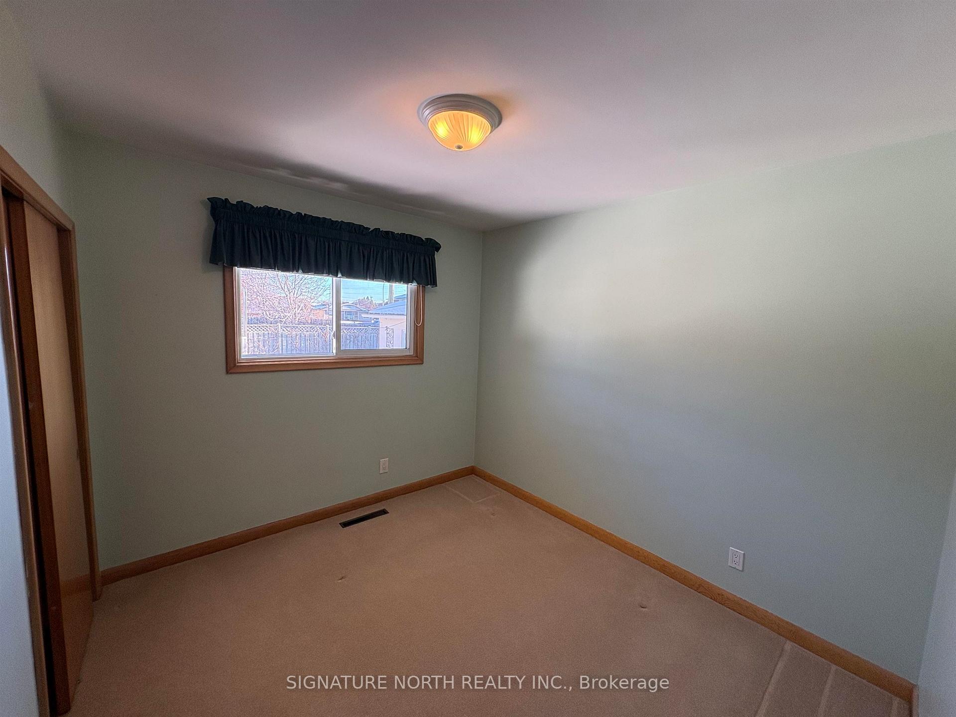 Photo 12 of 2621 Begin Place, Thunder Bay, Green Acres — HOMEH