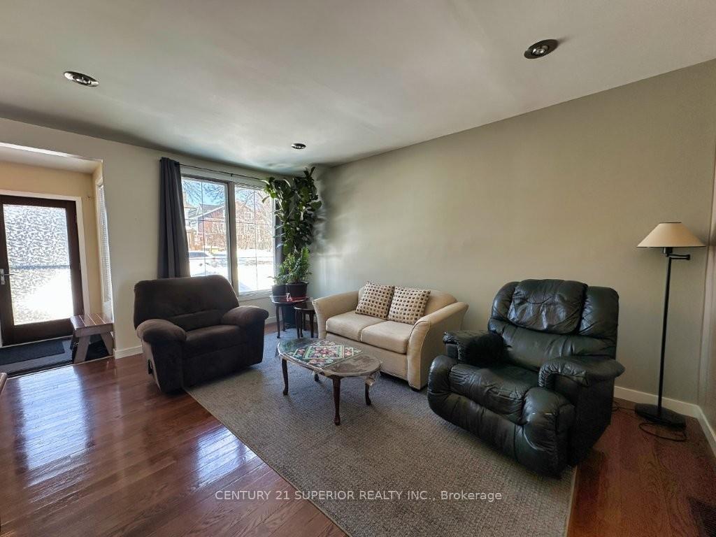 Photo 8 of 77 Prospect Ave, Thunder Bay, College Heights — HOMEH