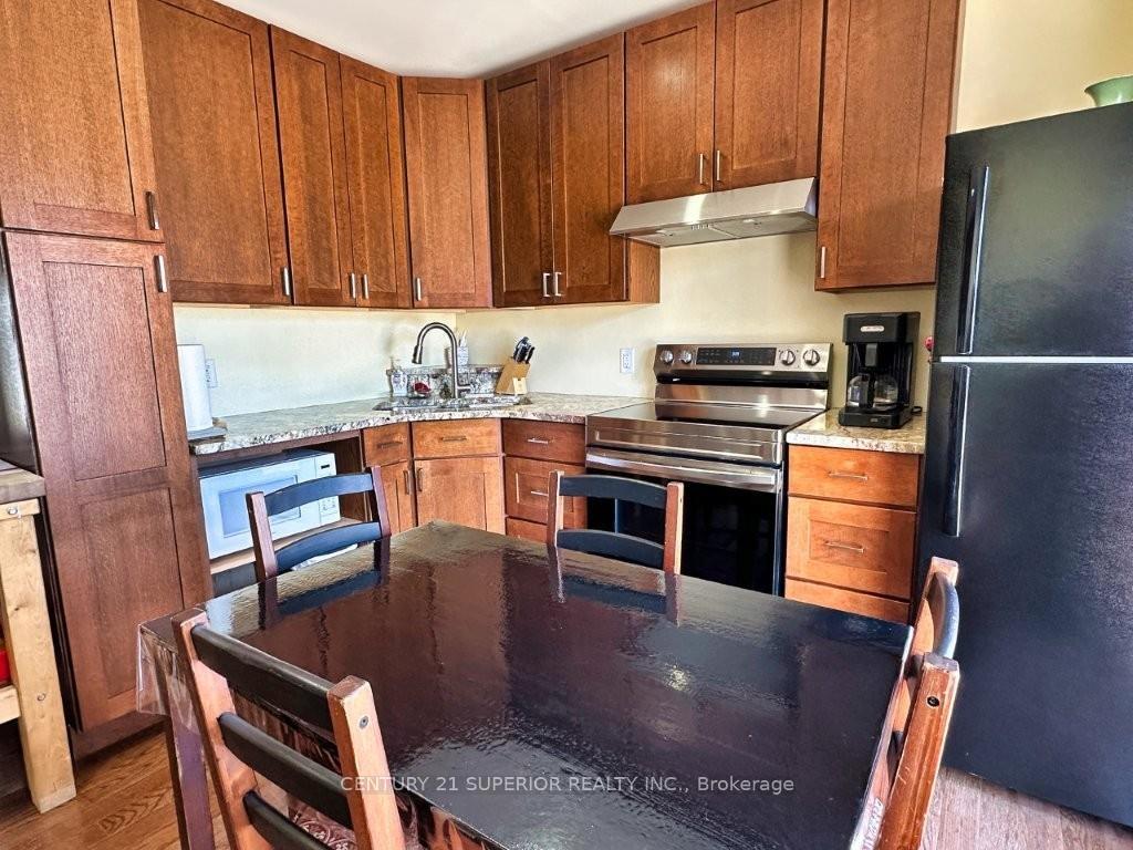 Photo 14 of 77 Prospect Ave, Thunder Bay, College Heights — HOMEH