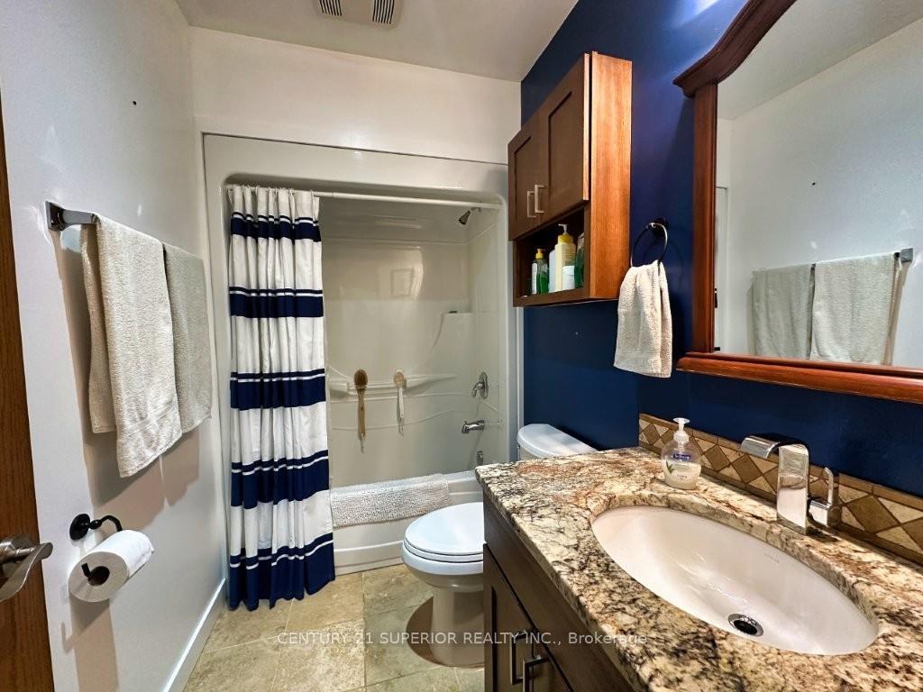 Photo 20 of 77 Prospect Ave, Thunder Bay, College Heights — HOMEH
