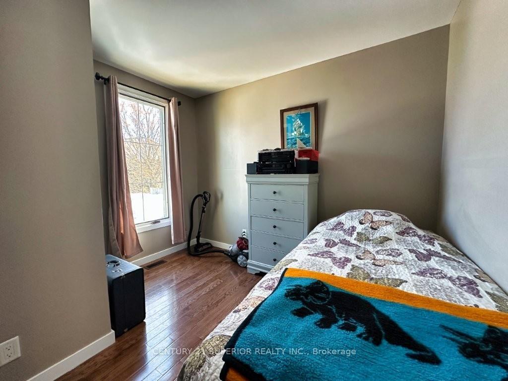 Photo 23 of 77 Prospect Ave, Thunder Bay, College Heights — HOMEH